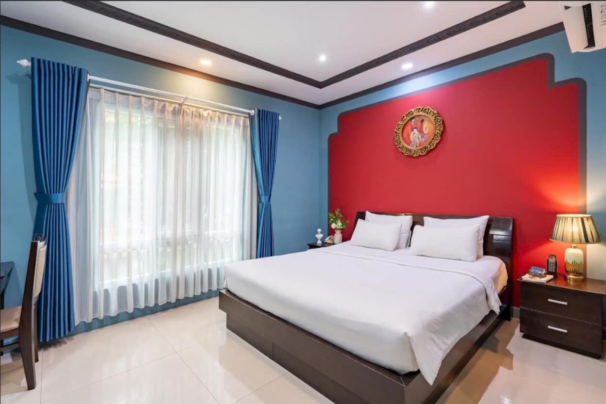 La Serena & 3* Ho Chi Minh City