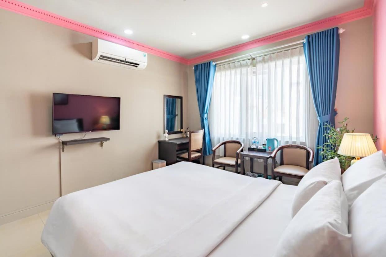 La Serena & 3* Ho Chi Minh City
