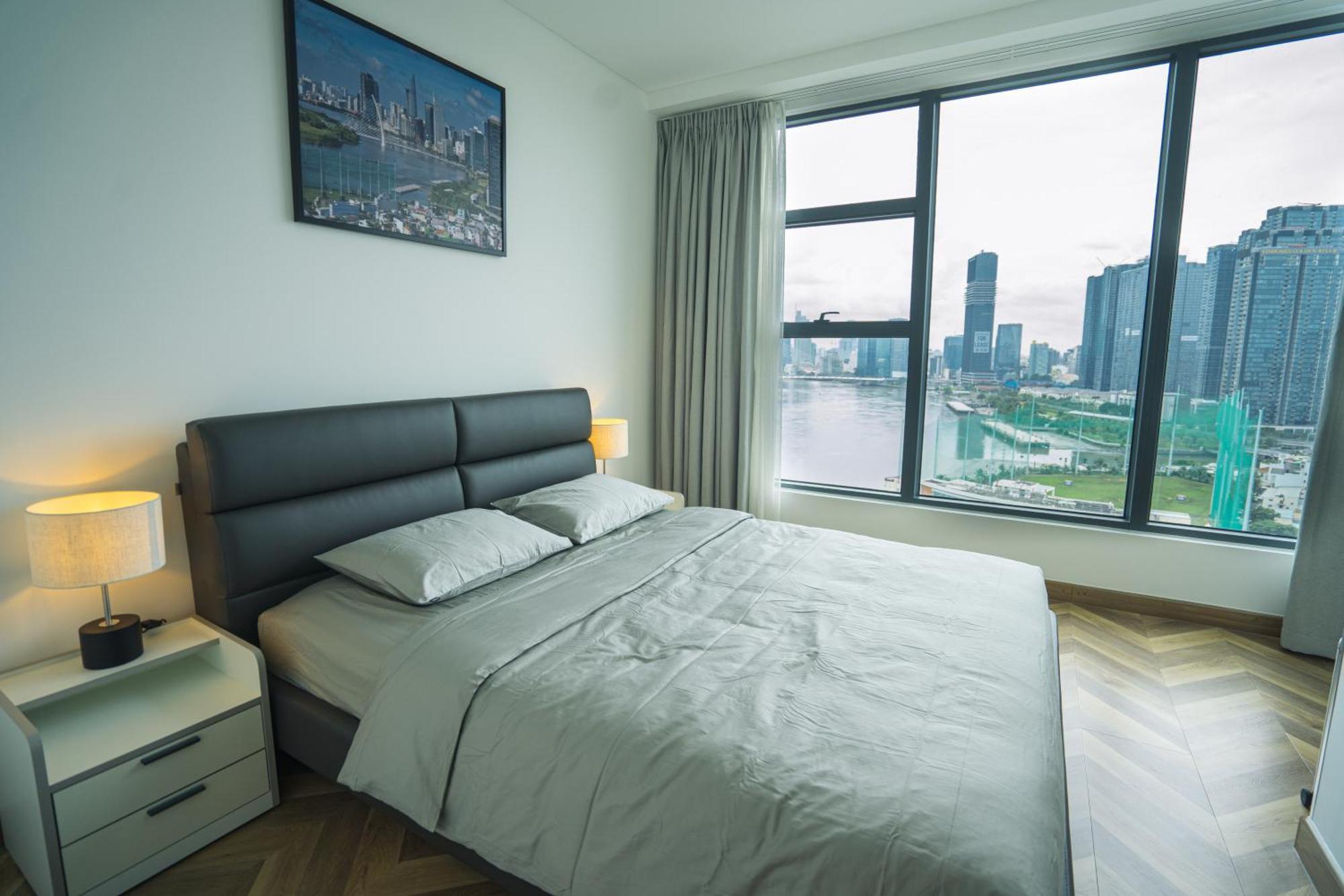 Sunwah Pearl * Ho Chi Minh City