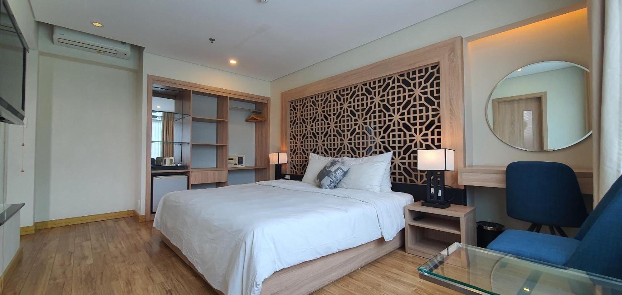 Gemini Saigon & Apartment *
