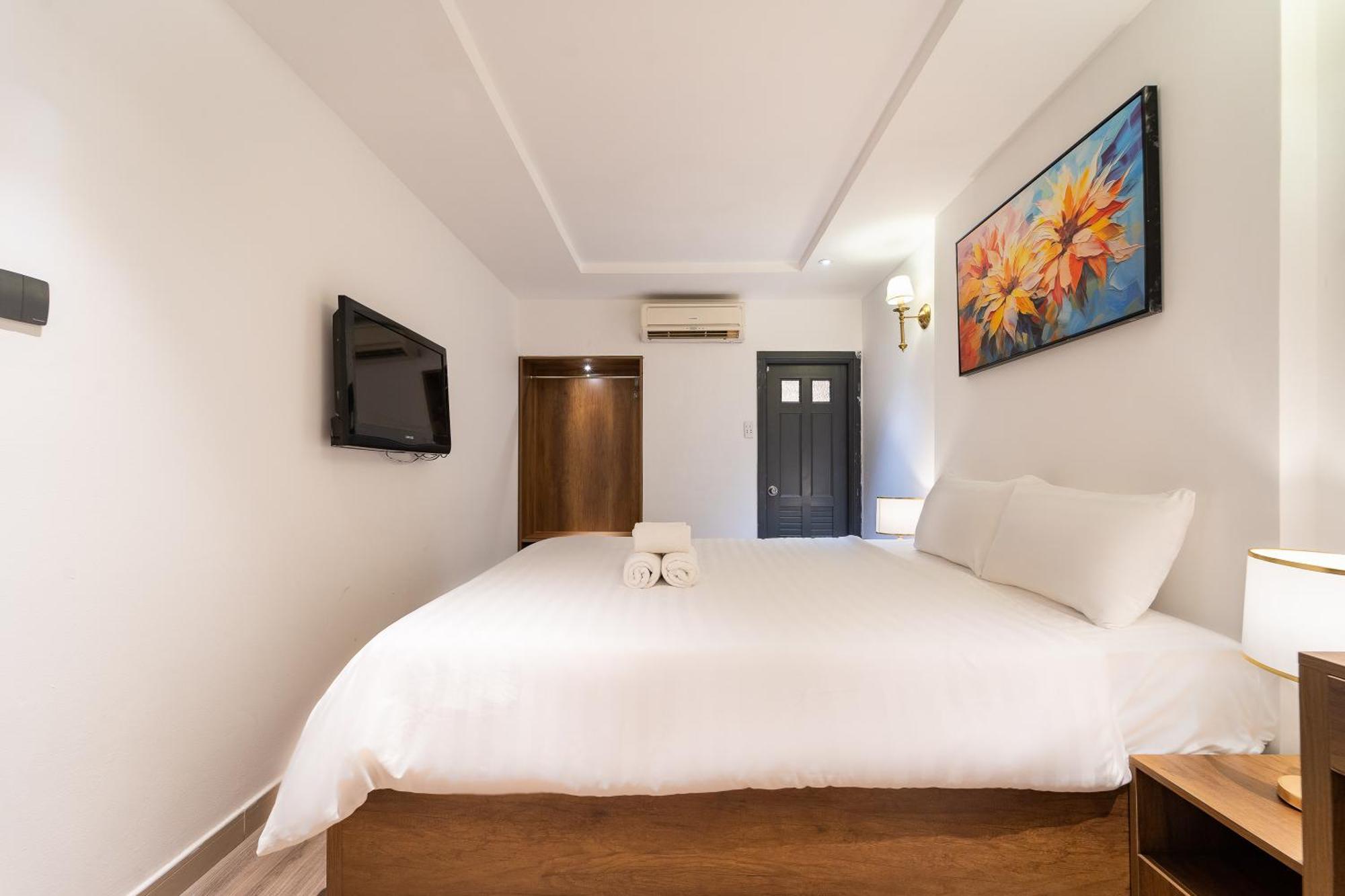 Hotel The Grand Apec & 3*