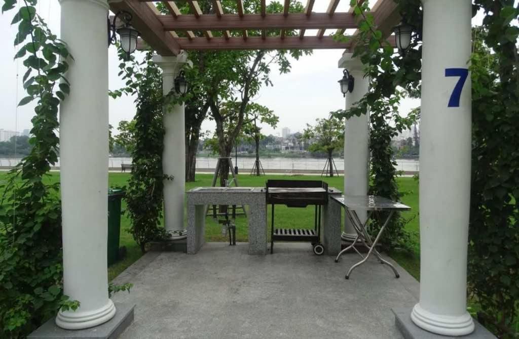 Vinhome Landmark Condotel-1br-amazing View Bed & Breakfast *