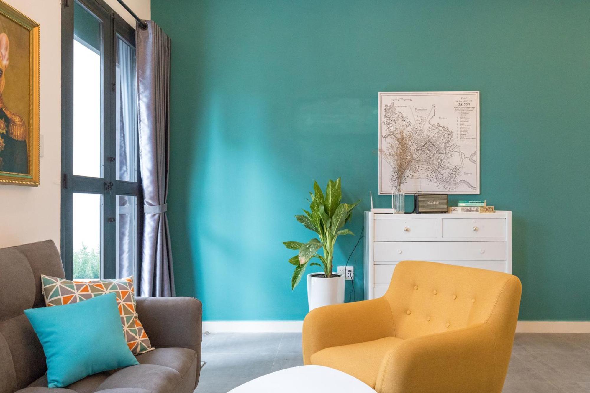 Retro Flat Near Nguyen Hue By Circadian *