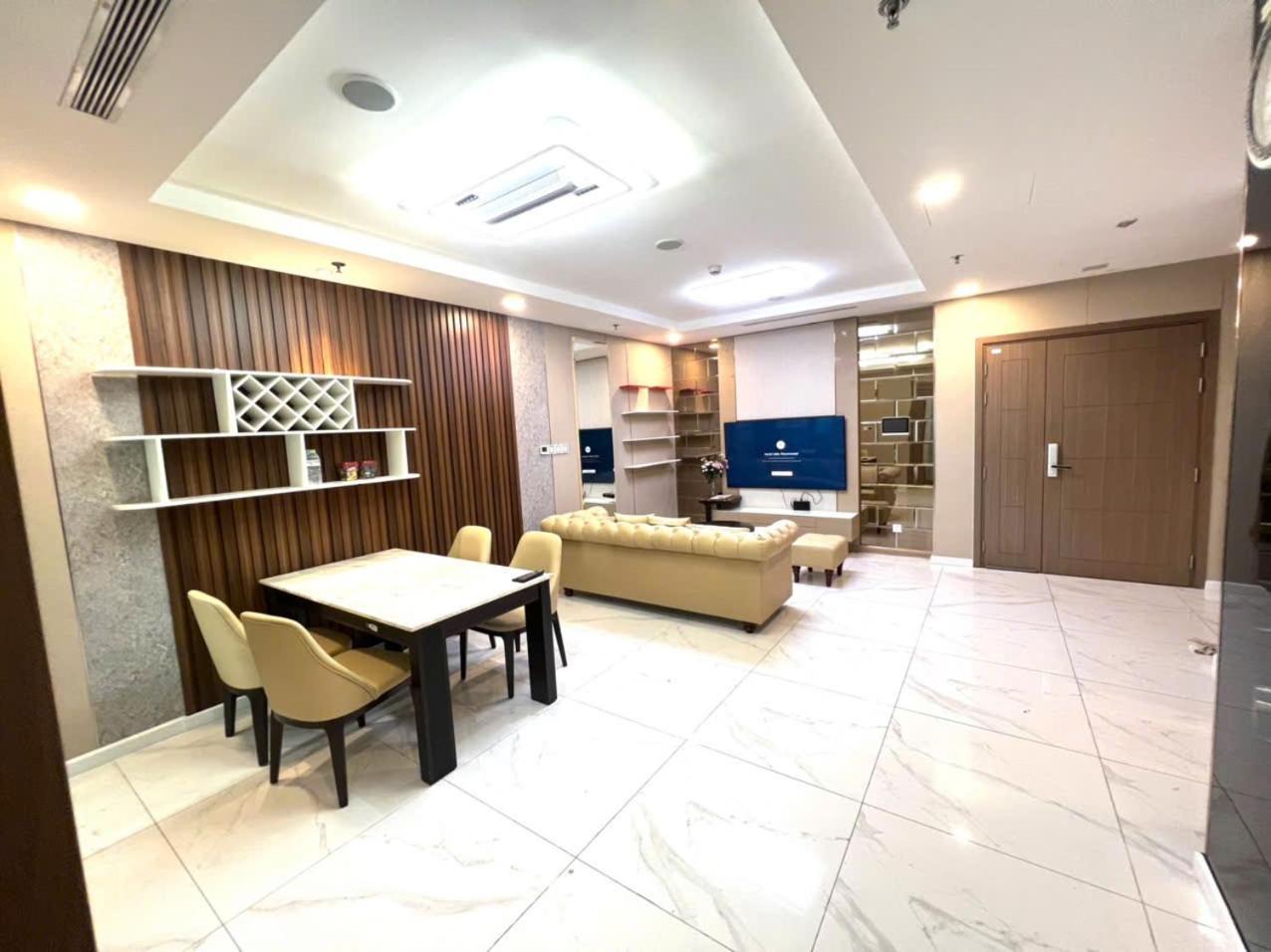 Inside Landmark81 Tallest Building Pangsapuri Bandar Ho Chi Minh