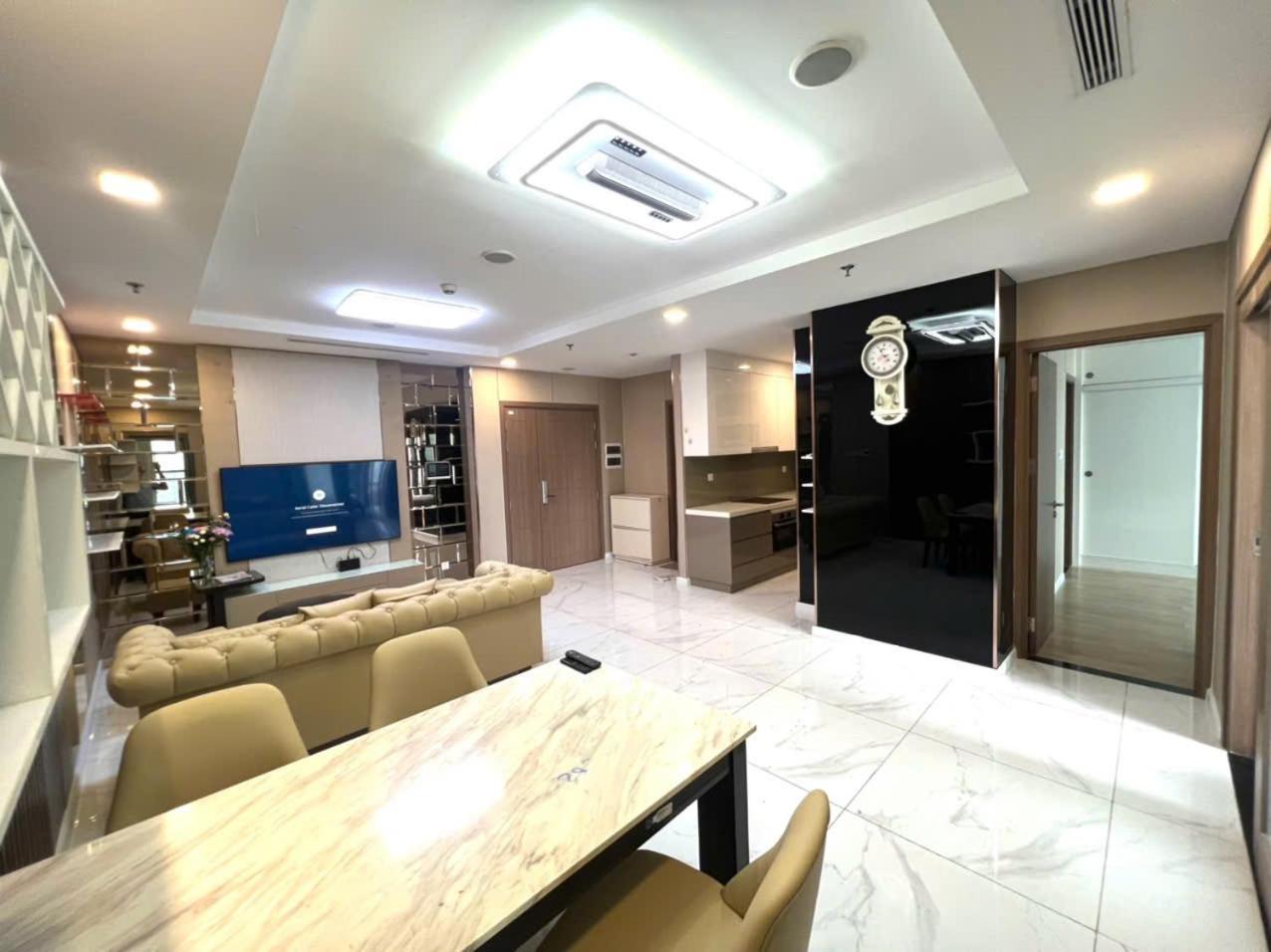 Inside Landmark81 Tallest Building Pangsapuri