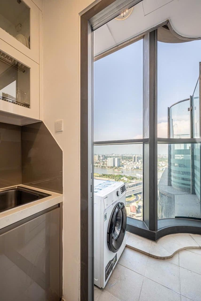 Apartment Bedrooms At Landmark - Vinhomes
