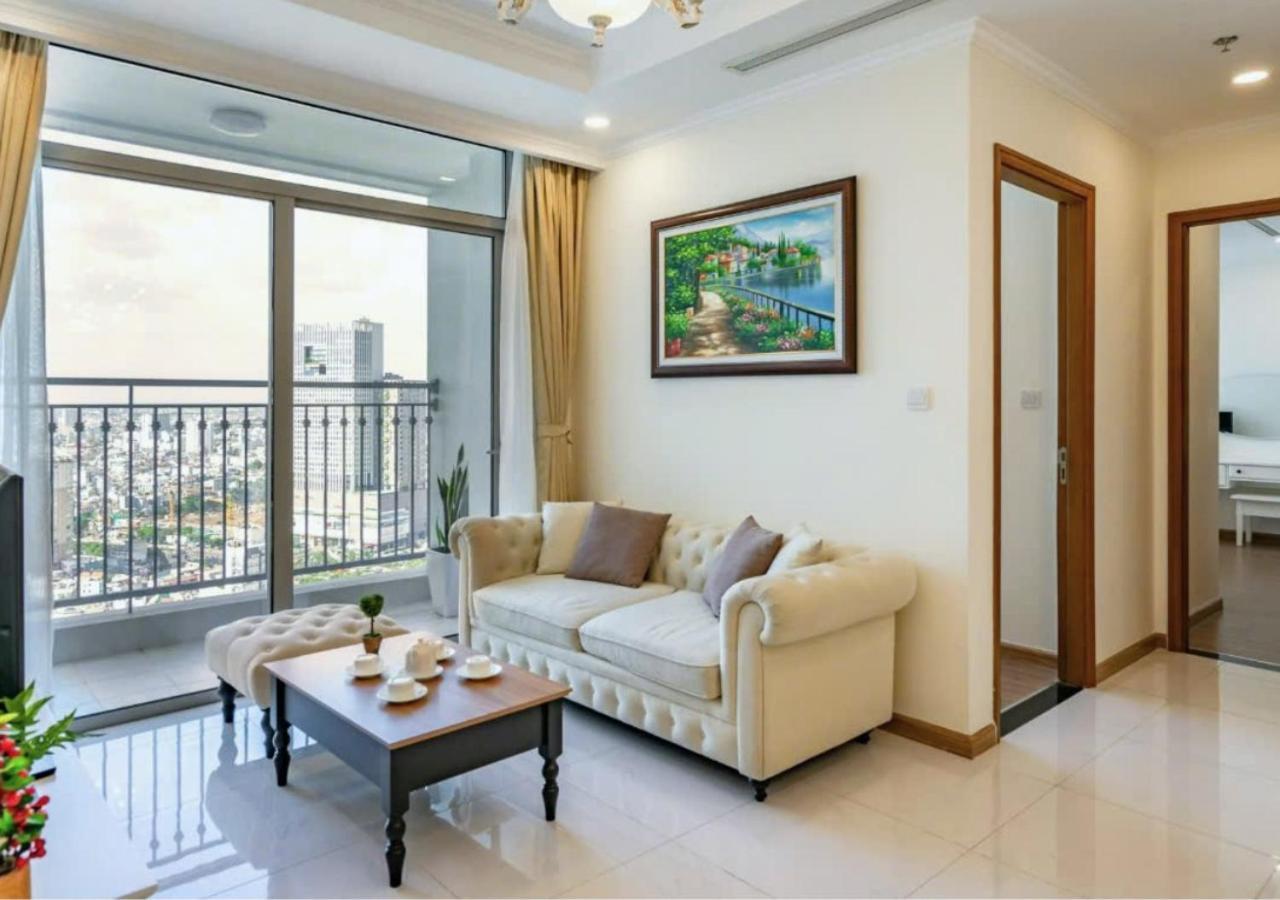Apartment Mochi - Vinhomes Park *