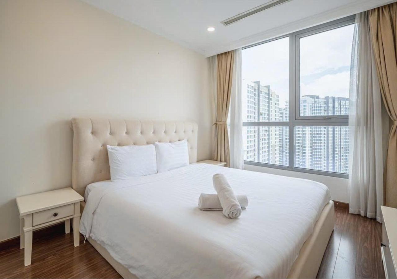 Apartment Mochi - Vinhomes Park