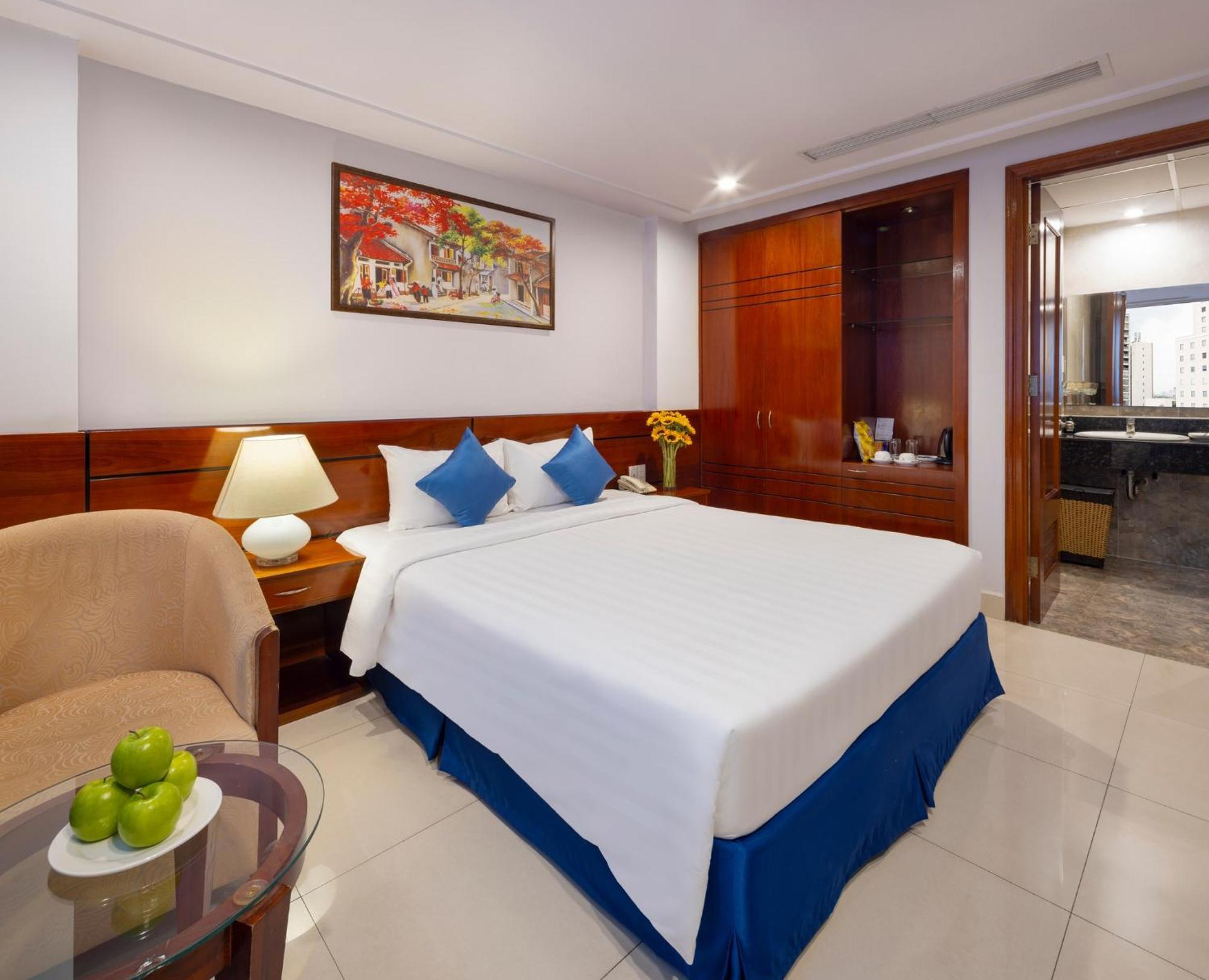 Hotel White Lotus Saigon