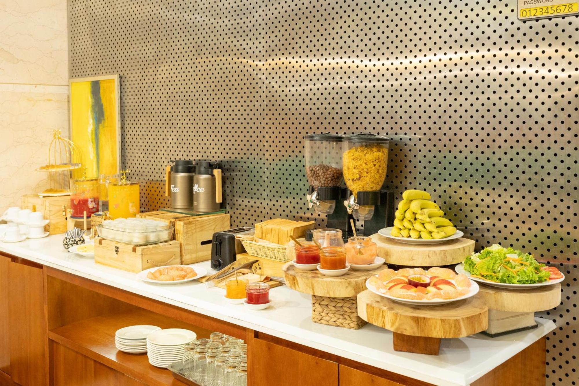Hotel White Lotus Saigon 3*