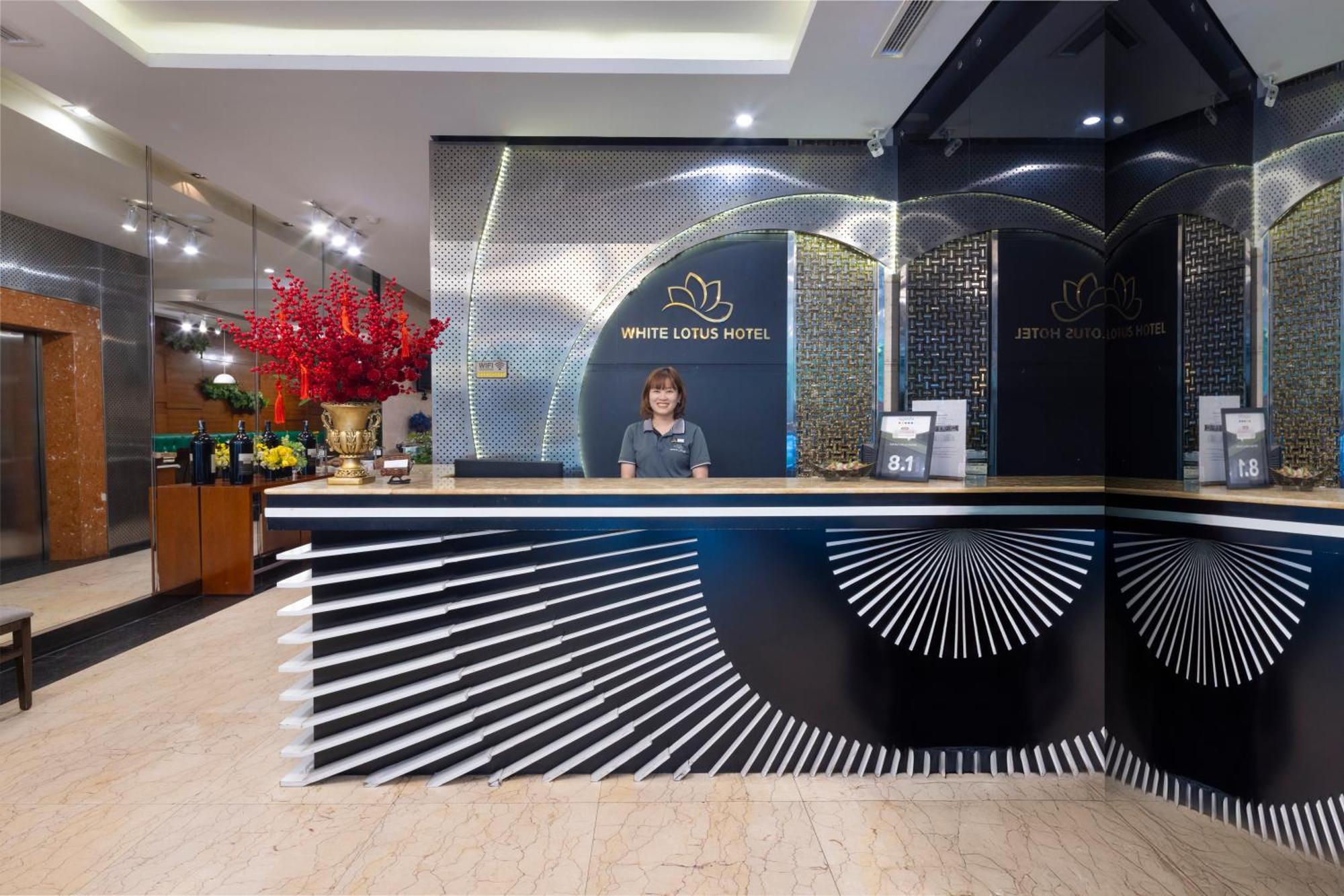 White Lotus Saigon 3*
