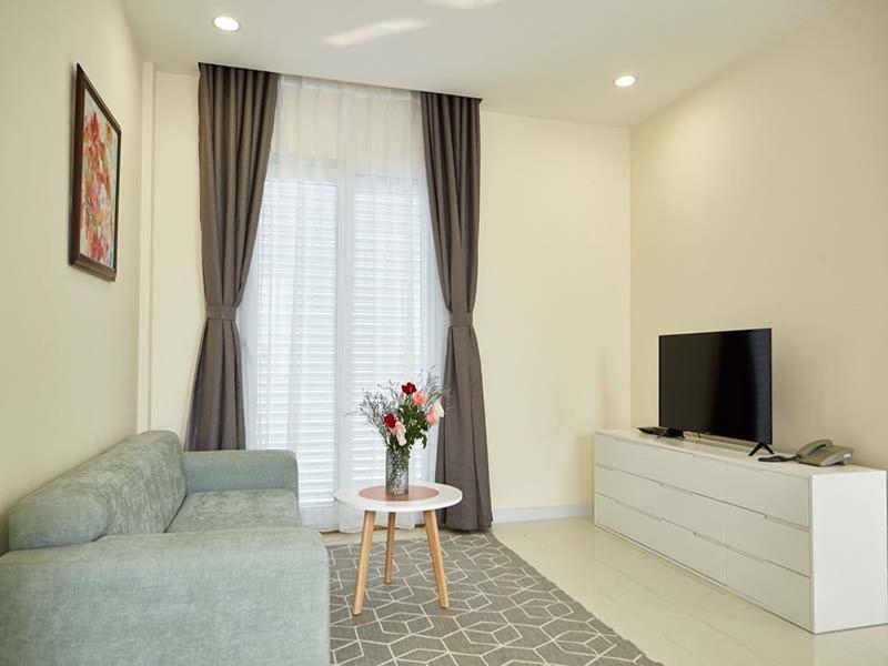 8b 3* Bandar Ho Chi Minh