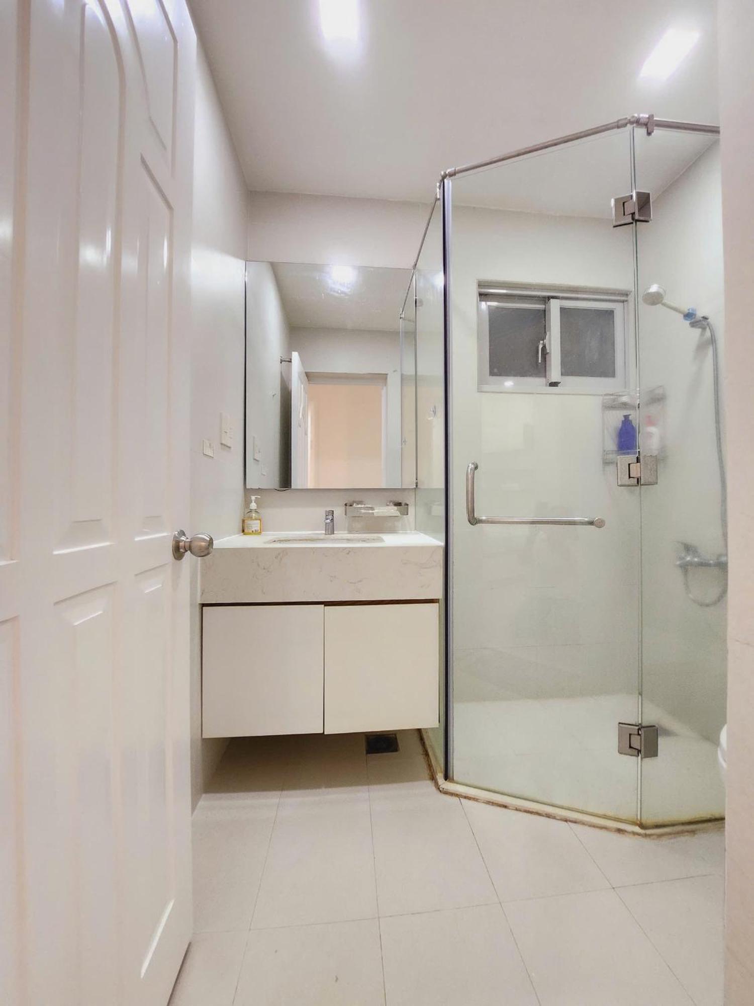 Luxury 3 Bedroom - Family - Secc