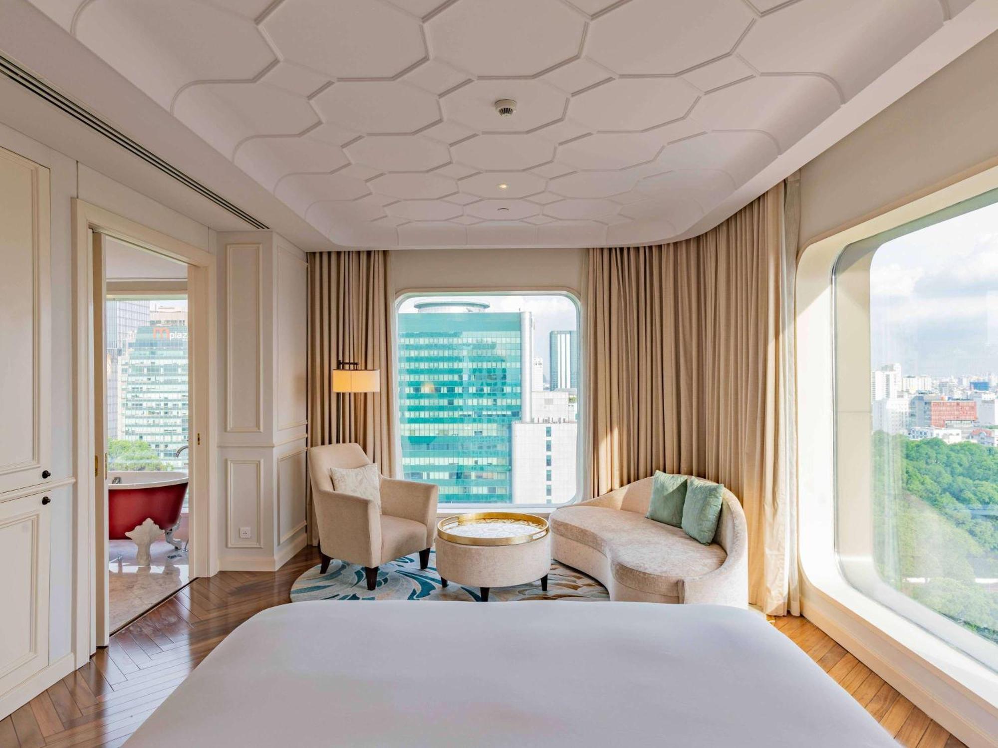 Des Arts Saigon Mgallery Collection Hotel Ho Chi Minh City