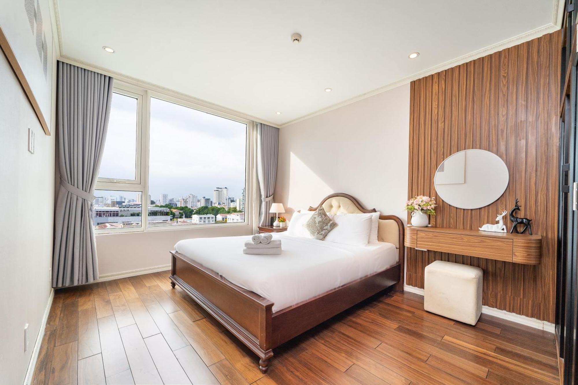 2br 3br Luxury Sky Pool Ho Chi Minh City