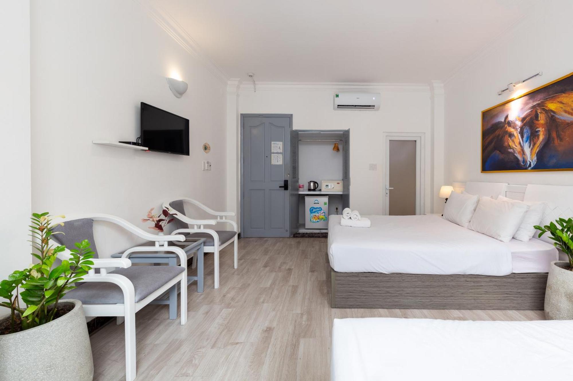 Hotel Premium Lux Saigon Ho Chi Minh City