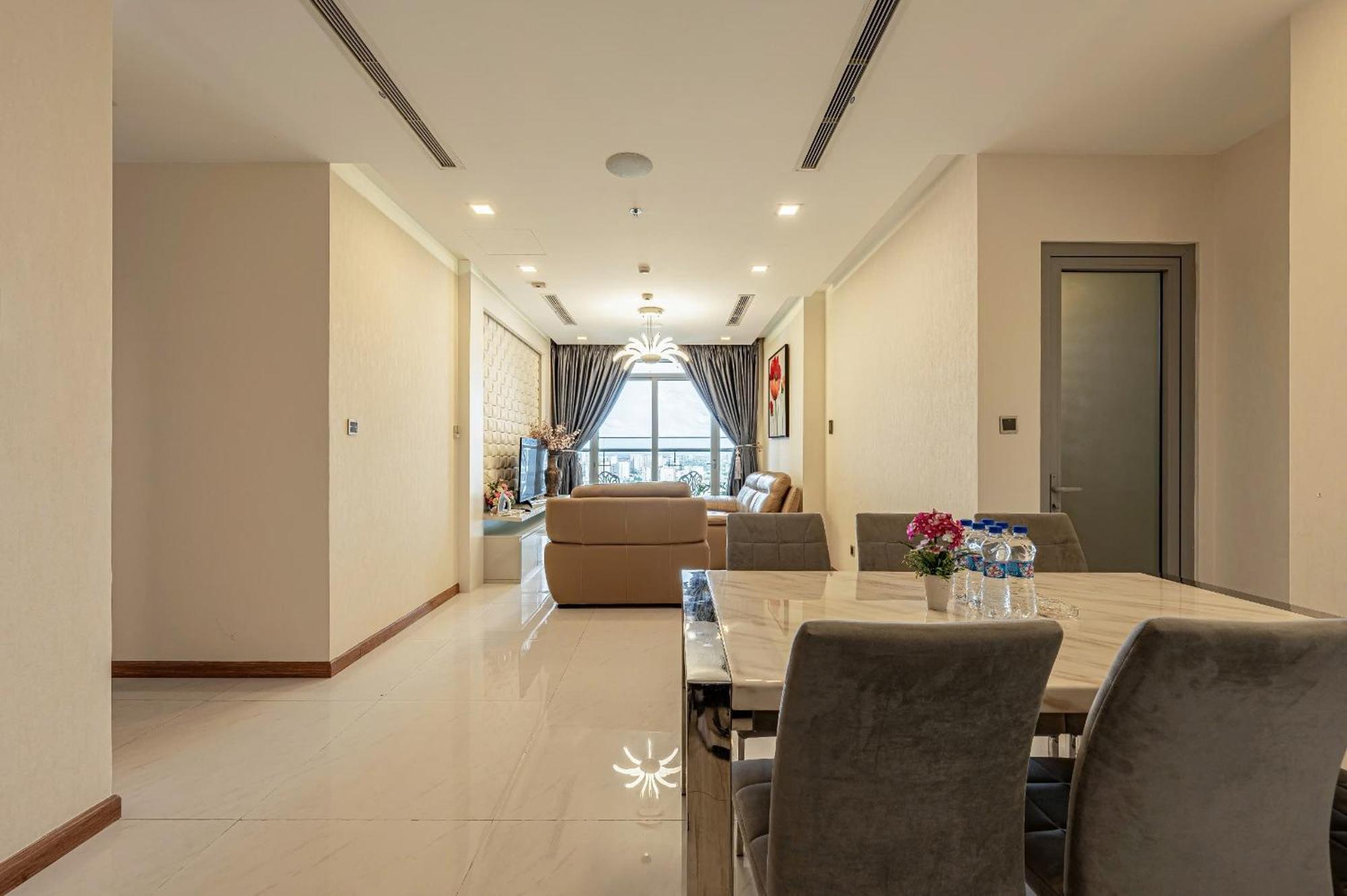 Bedrooms At Landmark - Vinhomes Apartment Ho Chi Minh City