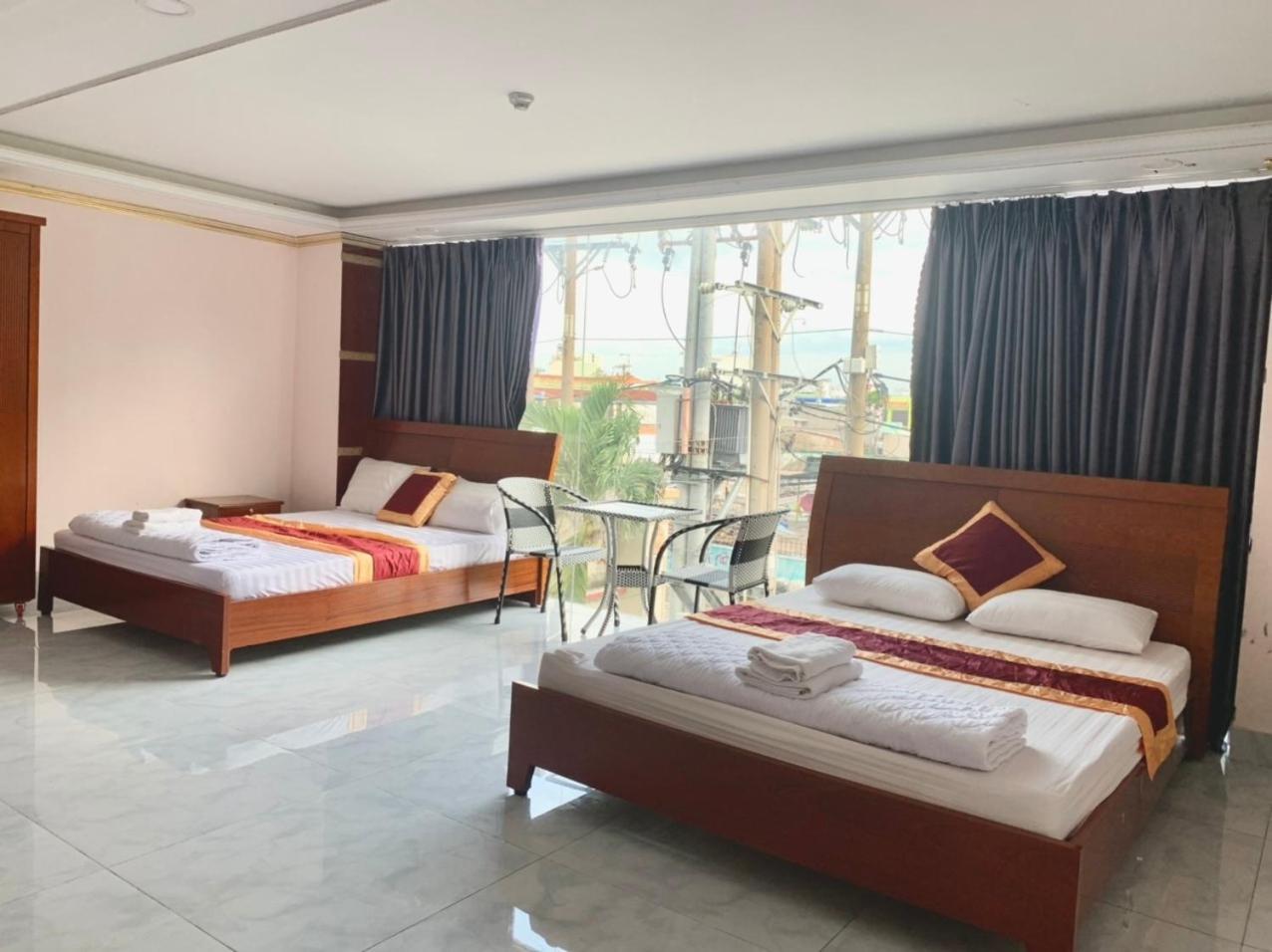 Nhan Duc 2* Ho Chi Minh City