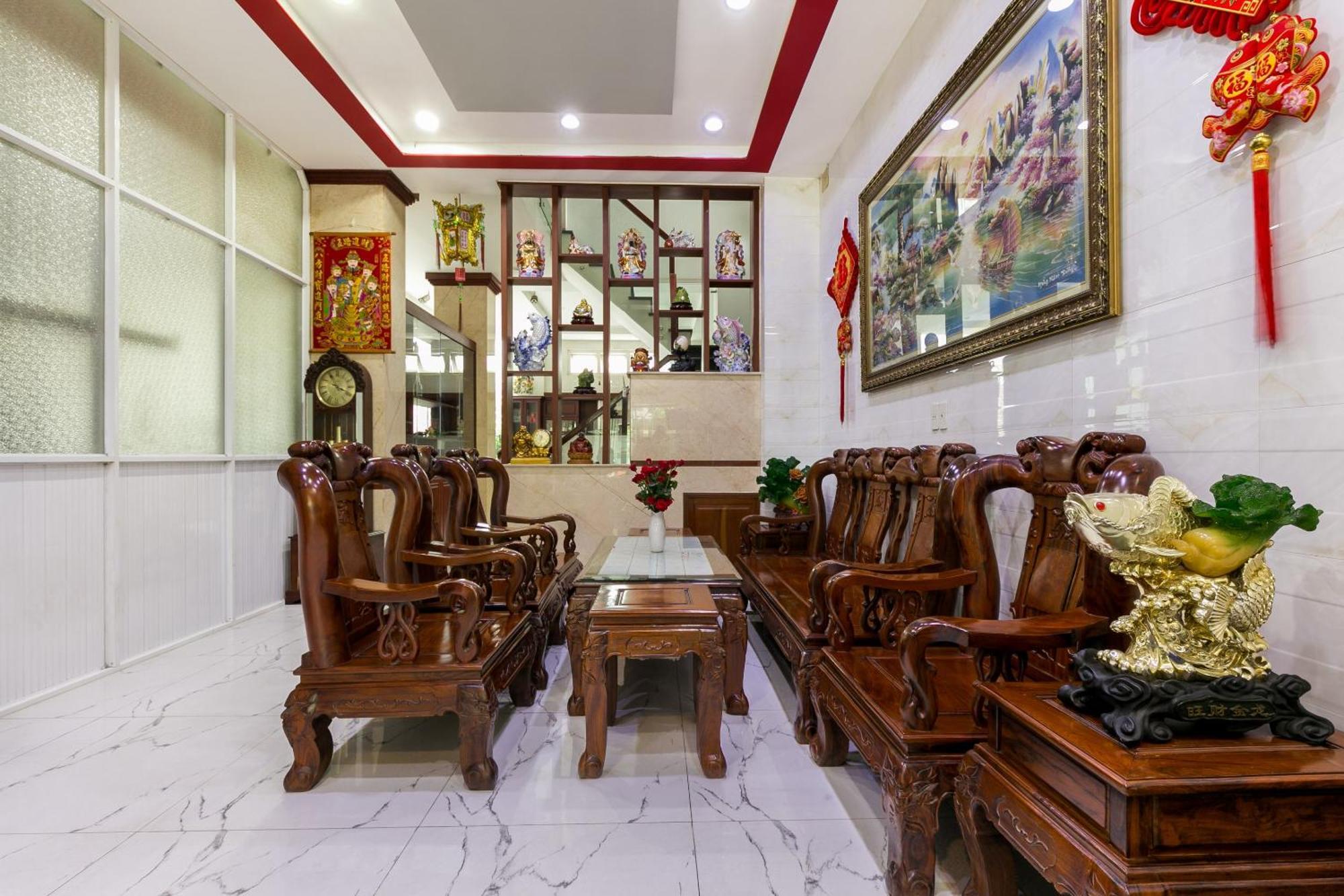 Thanh Hotel 2*
