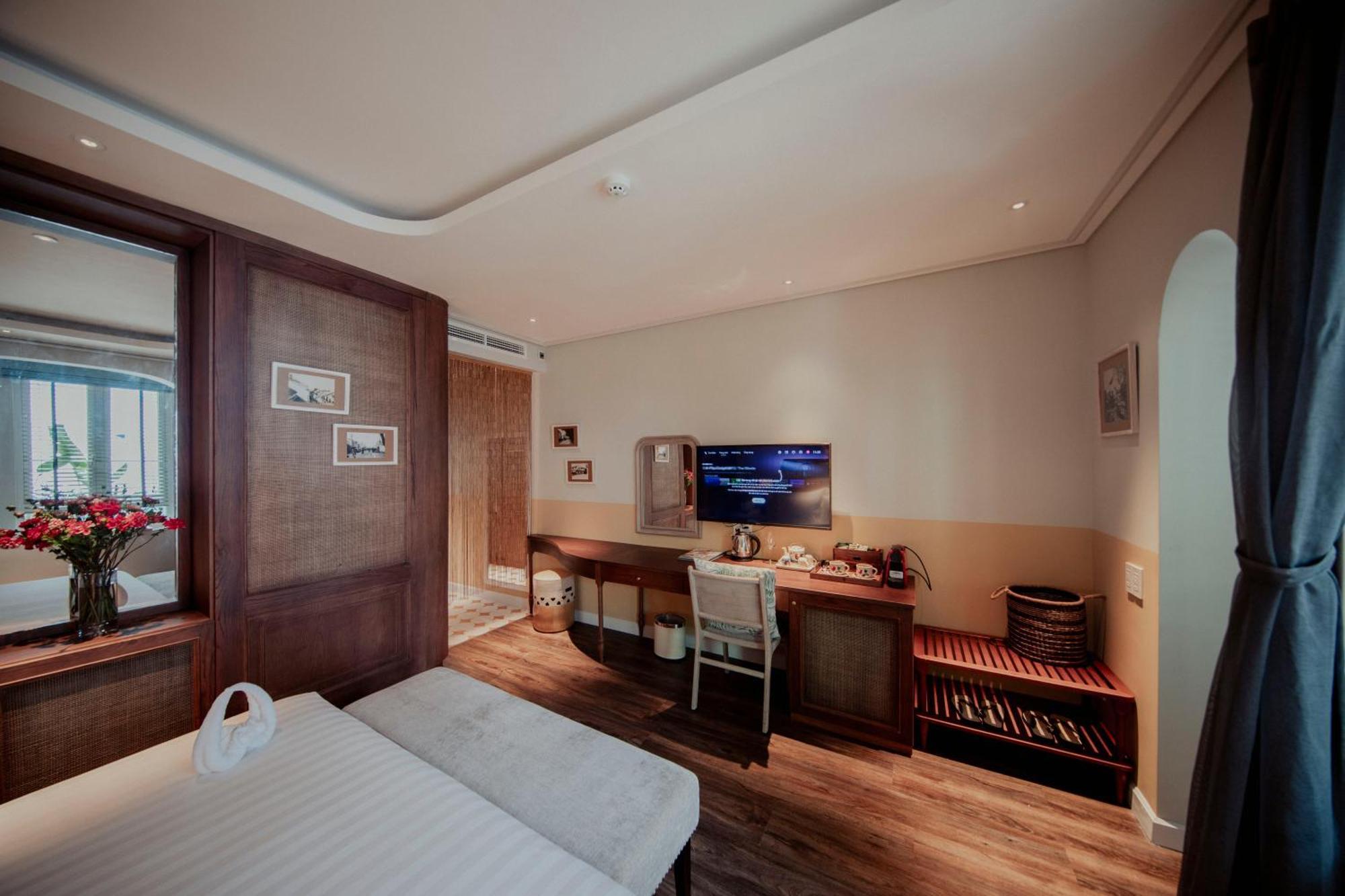 Au Boutique Khách sạn 4*