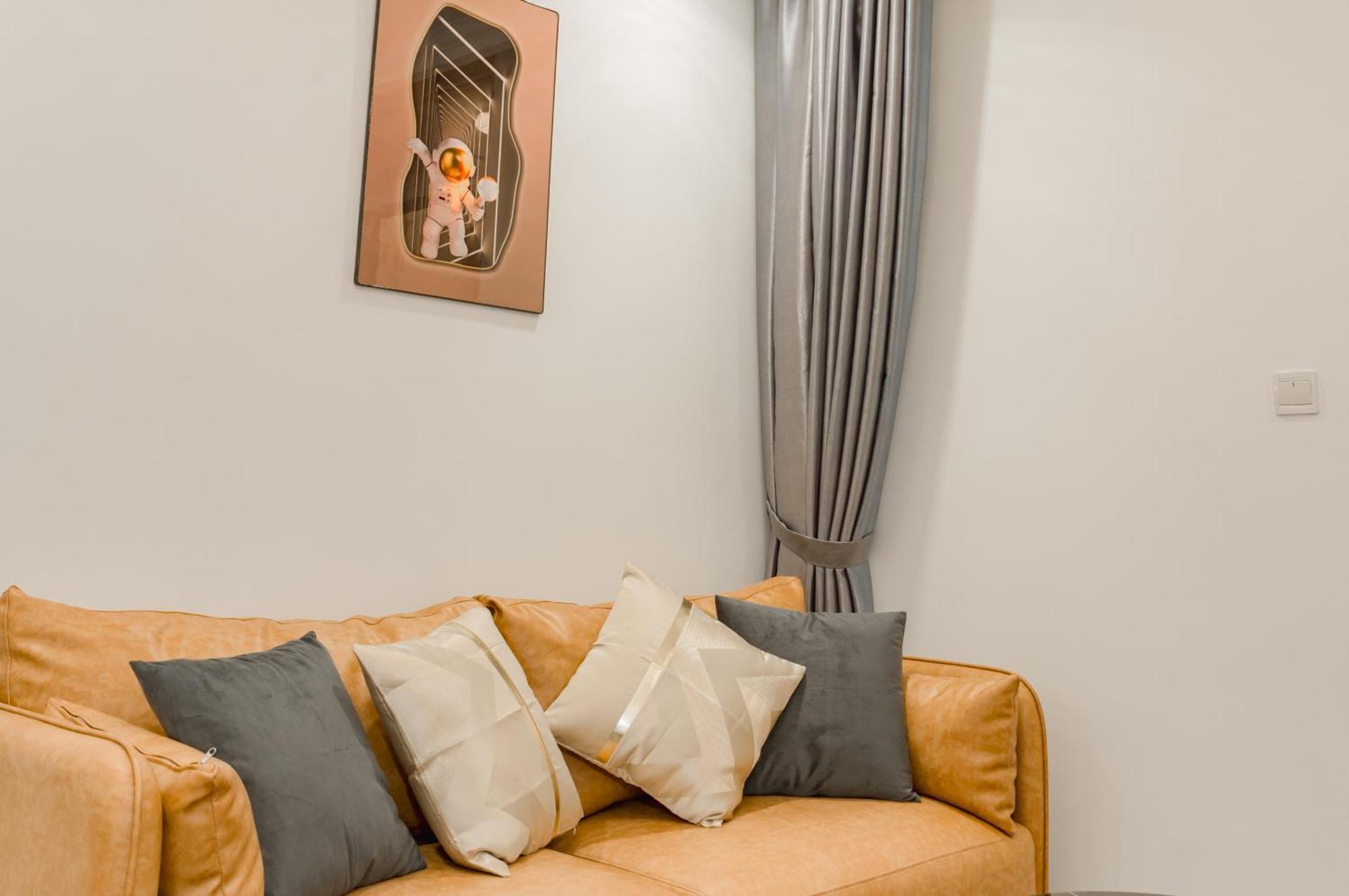 Pangsapuri Vinhomes Park Collection V By Elevate Bandar Ho Chi Minh