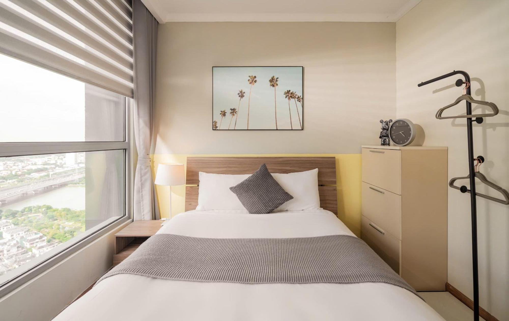Apartment Landmark Galaxy - Vinhomes Park Ho Chi Minh City