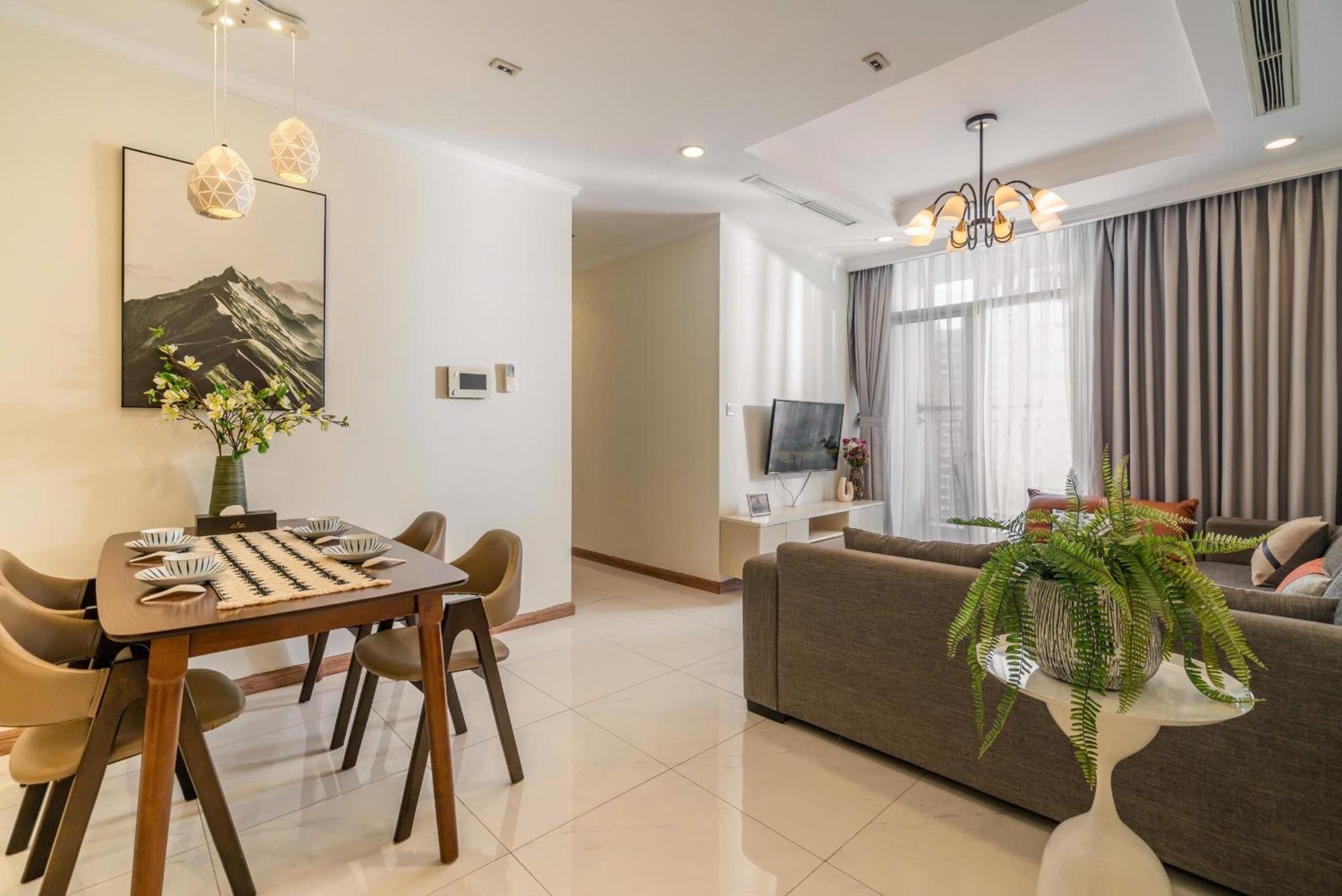 Landmark Galaxy - Vinhomes Park Apartment Ho Chi Minh City