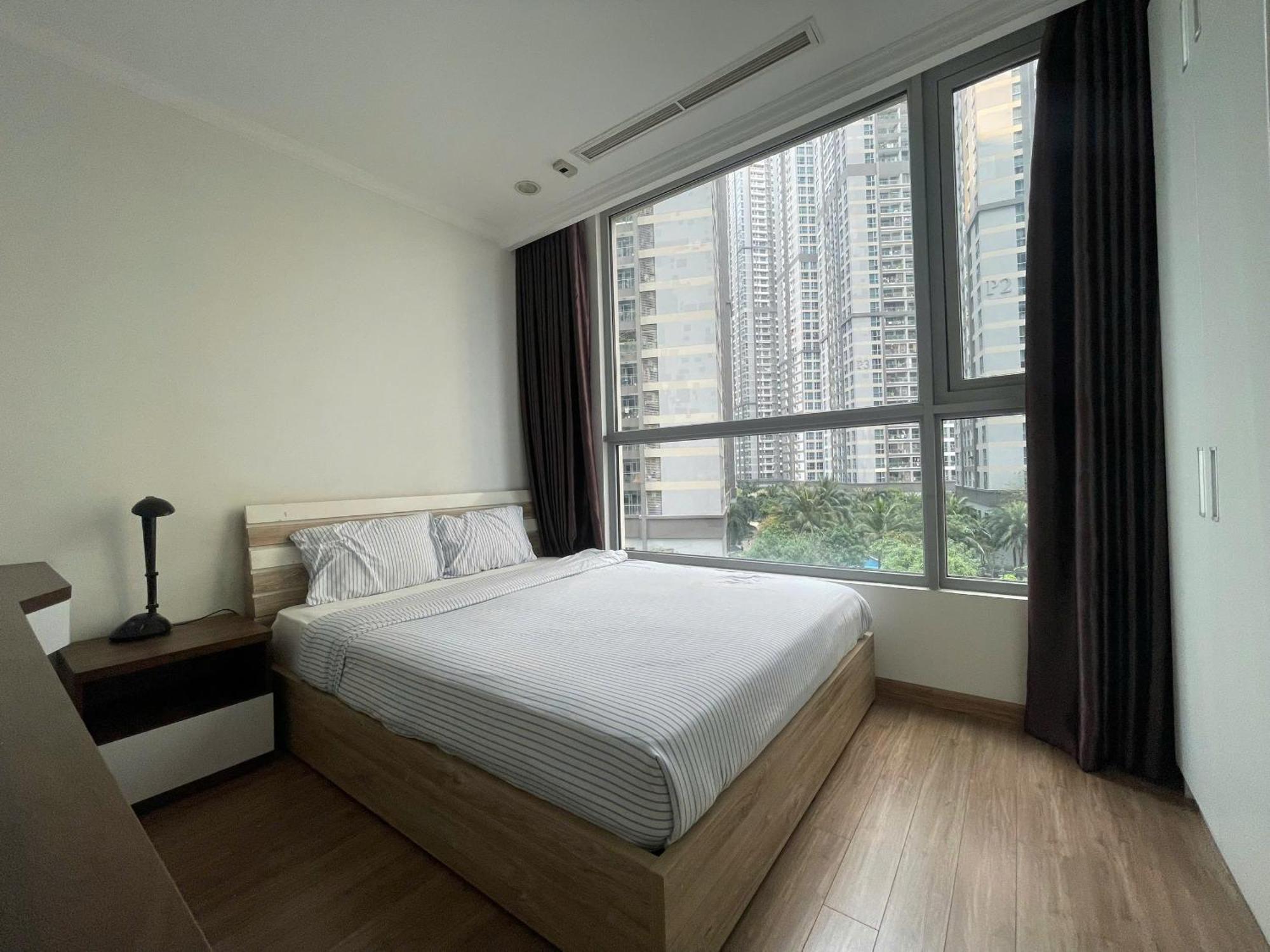 4br - Landmark 81 - Pool & Riverside - Center *