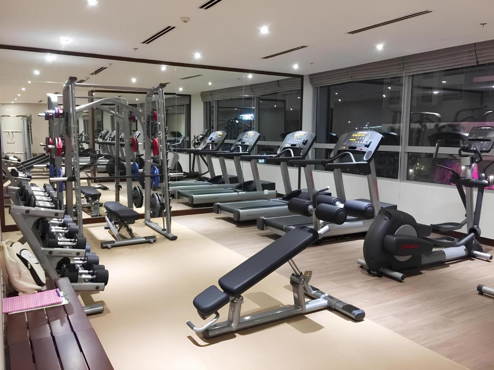 4br - Landmark 81 - Pool & Riverside - Center Apartment *