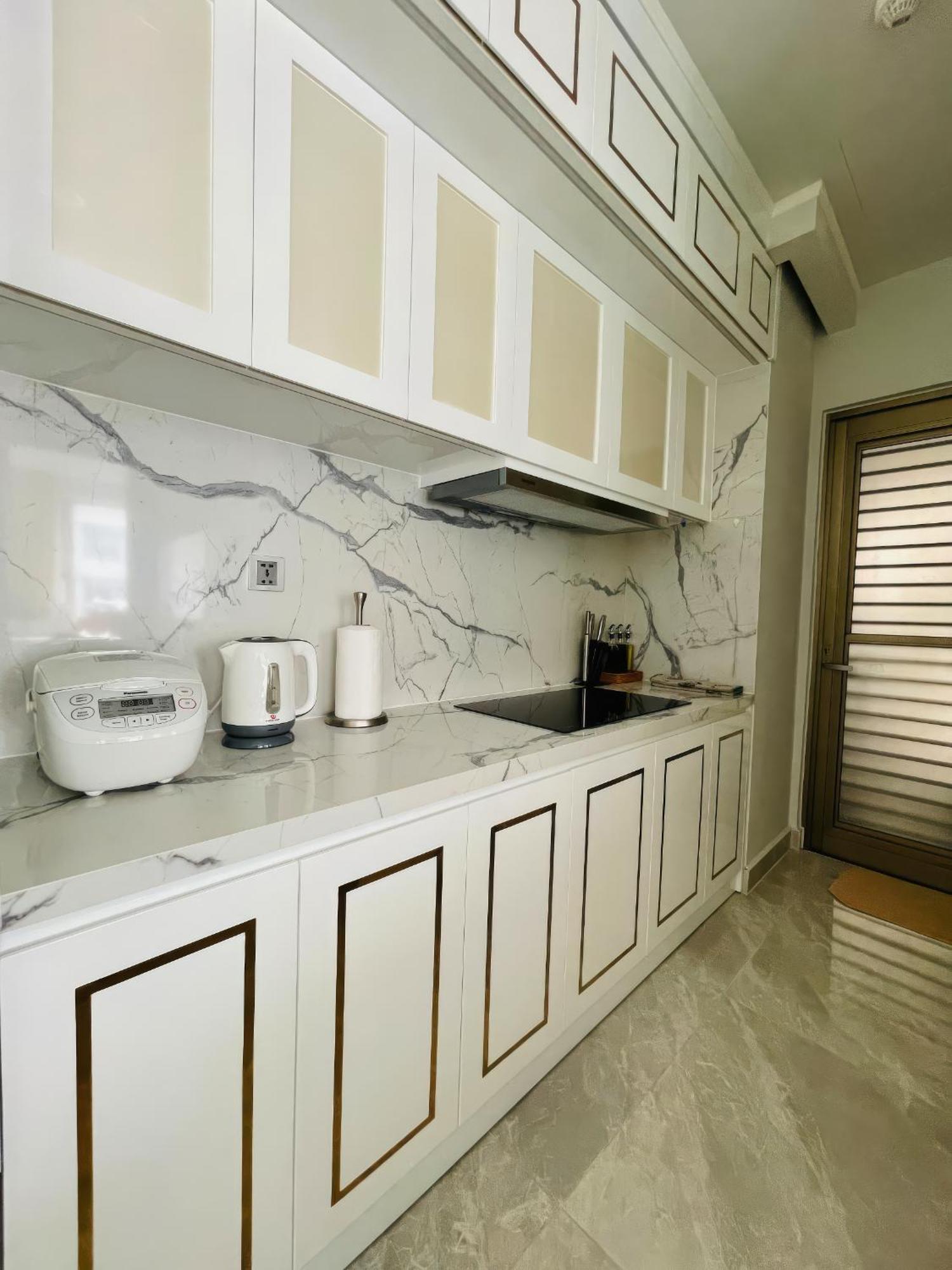 The Peak Midtown - Gorgeous Riverside Apartment *