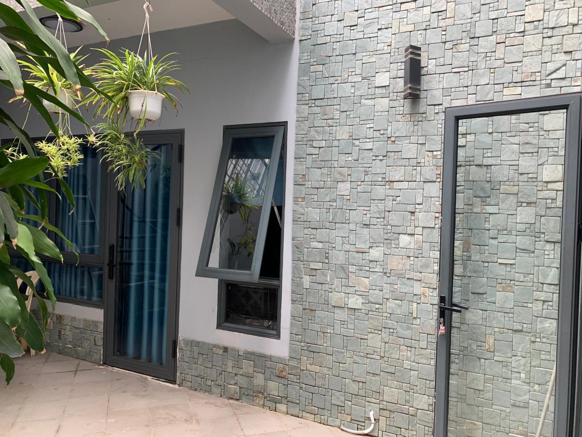 Royal With Airy & Spacious Balcony Bed & Breakfast *