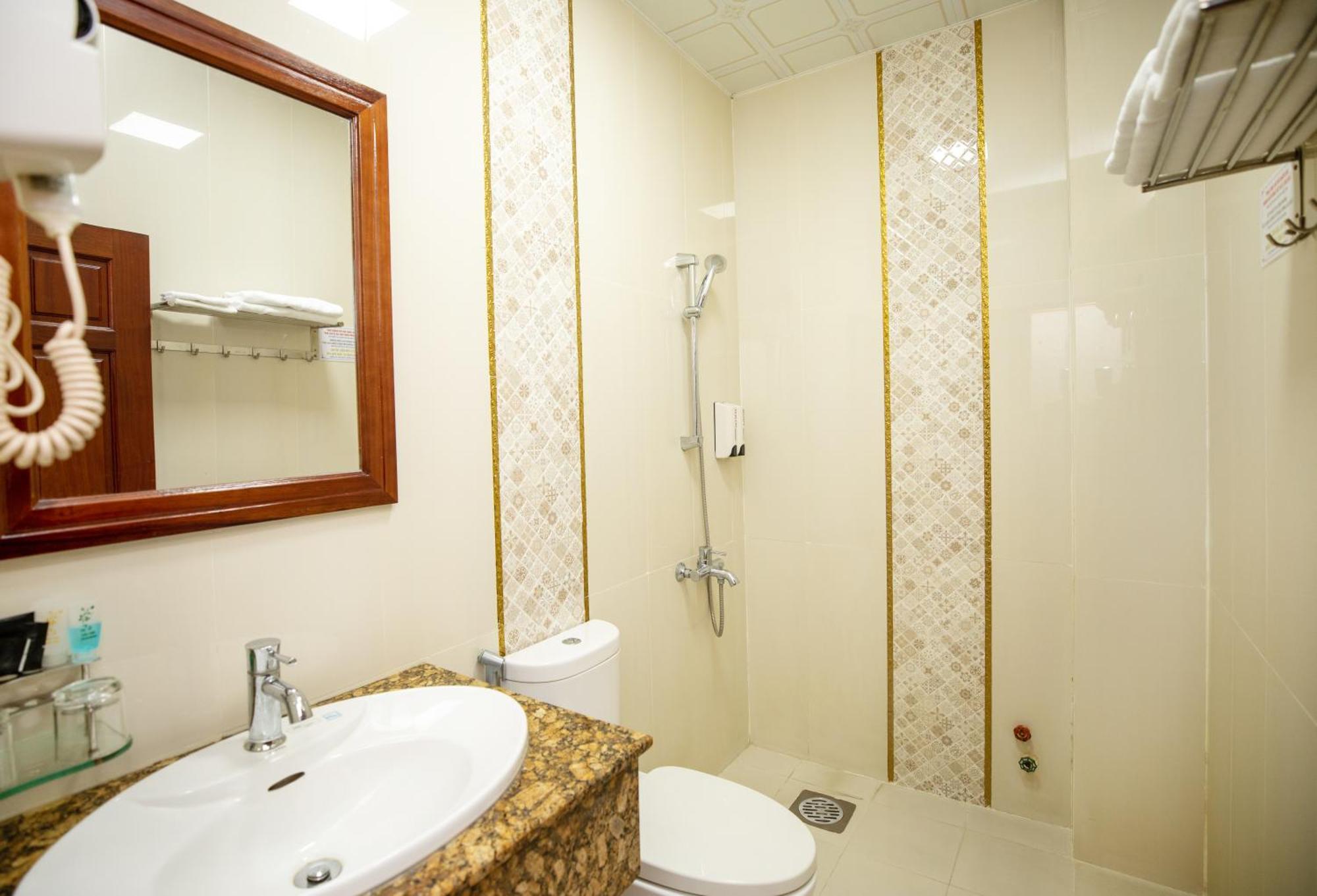 Nhat Minh Airport Hotel