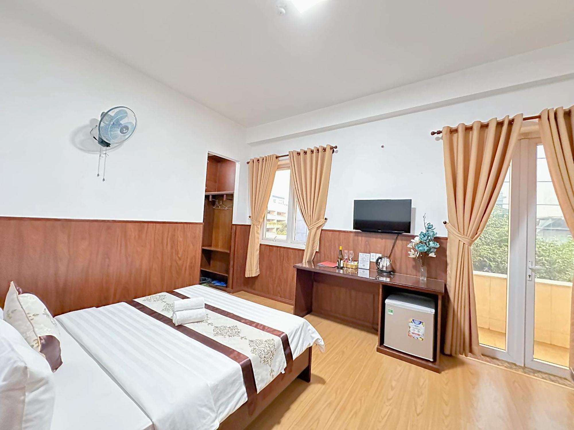 Nhat Minh Airport 3*