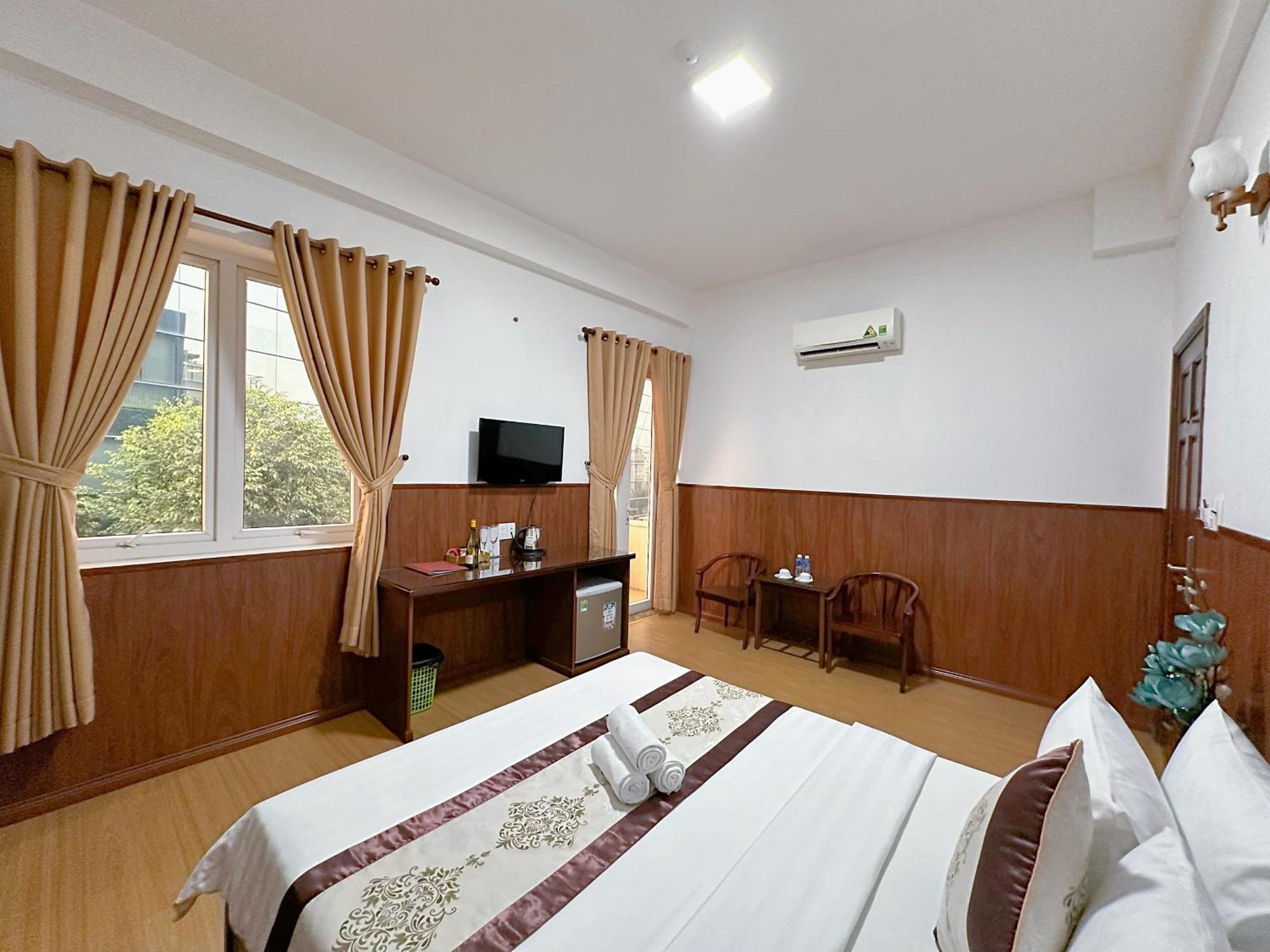 Nhat Minh Airport Hotel 3*