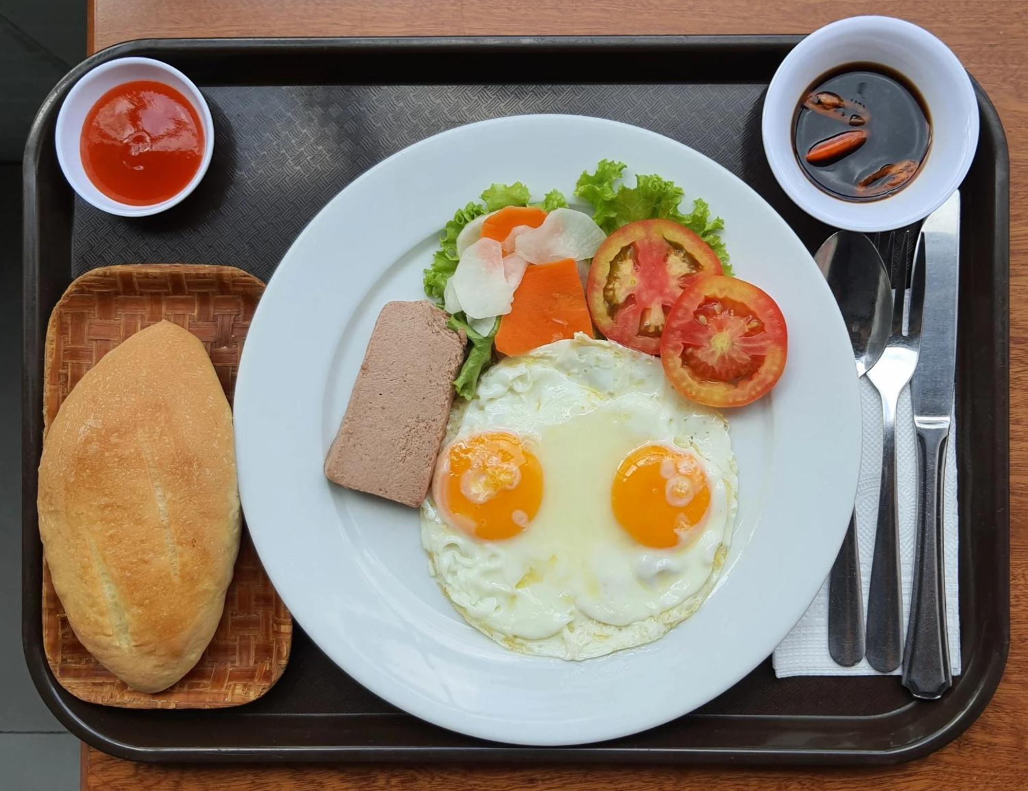 Hotel Gia Bandar Ho Chi Minh