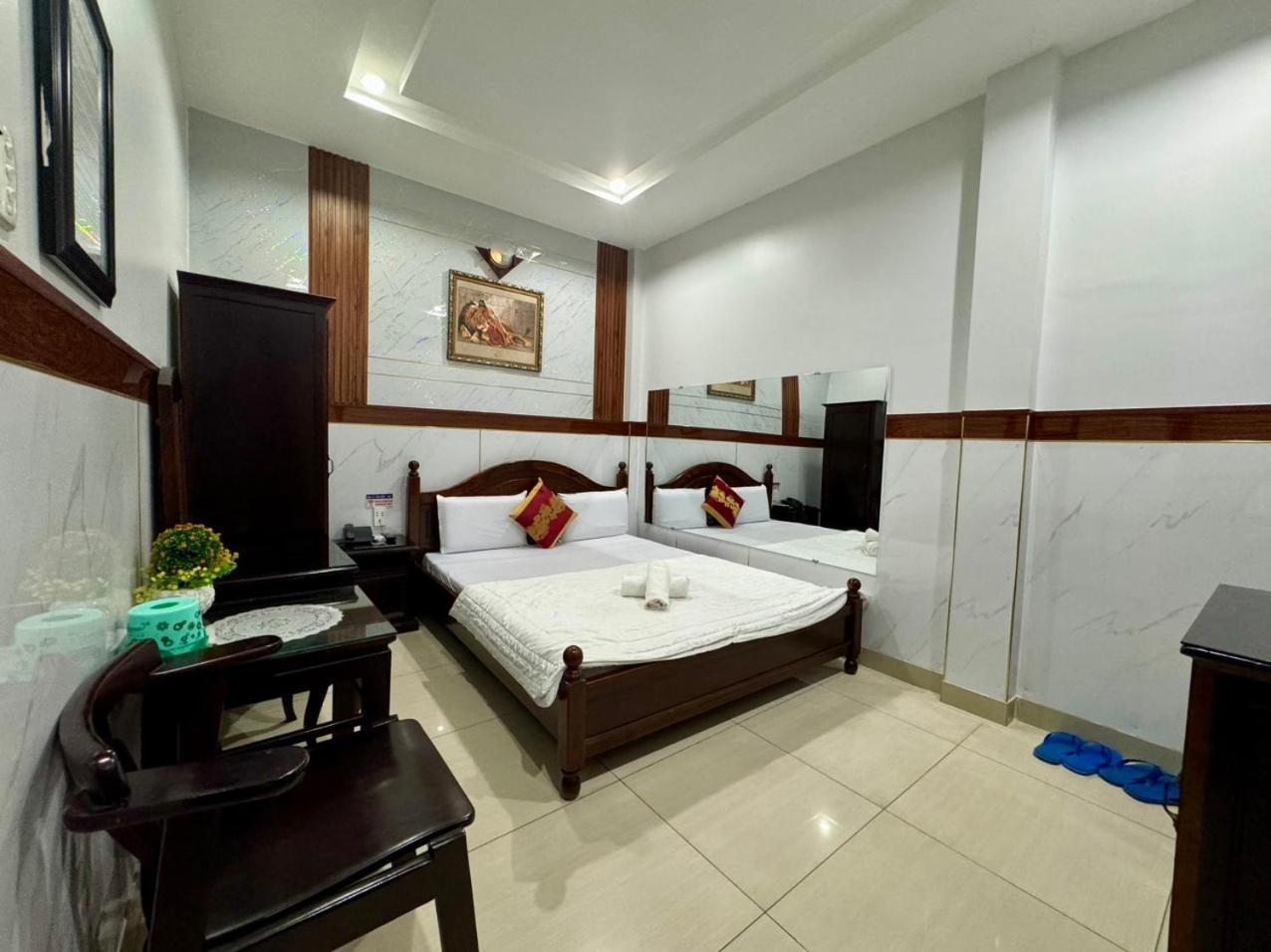 Khach San Hoang Ha Hotel