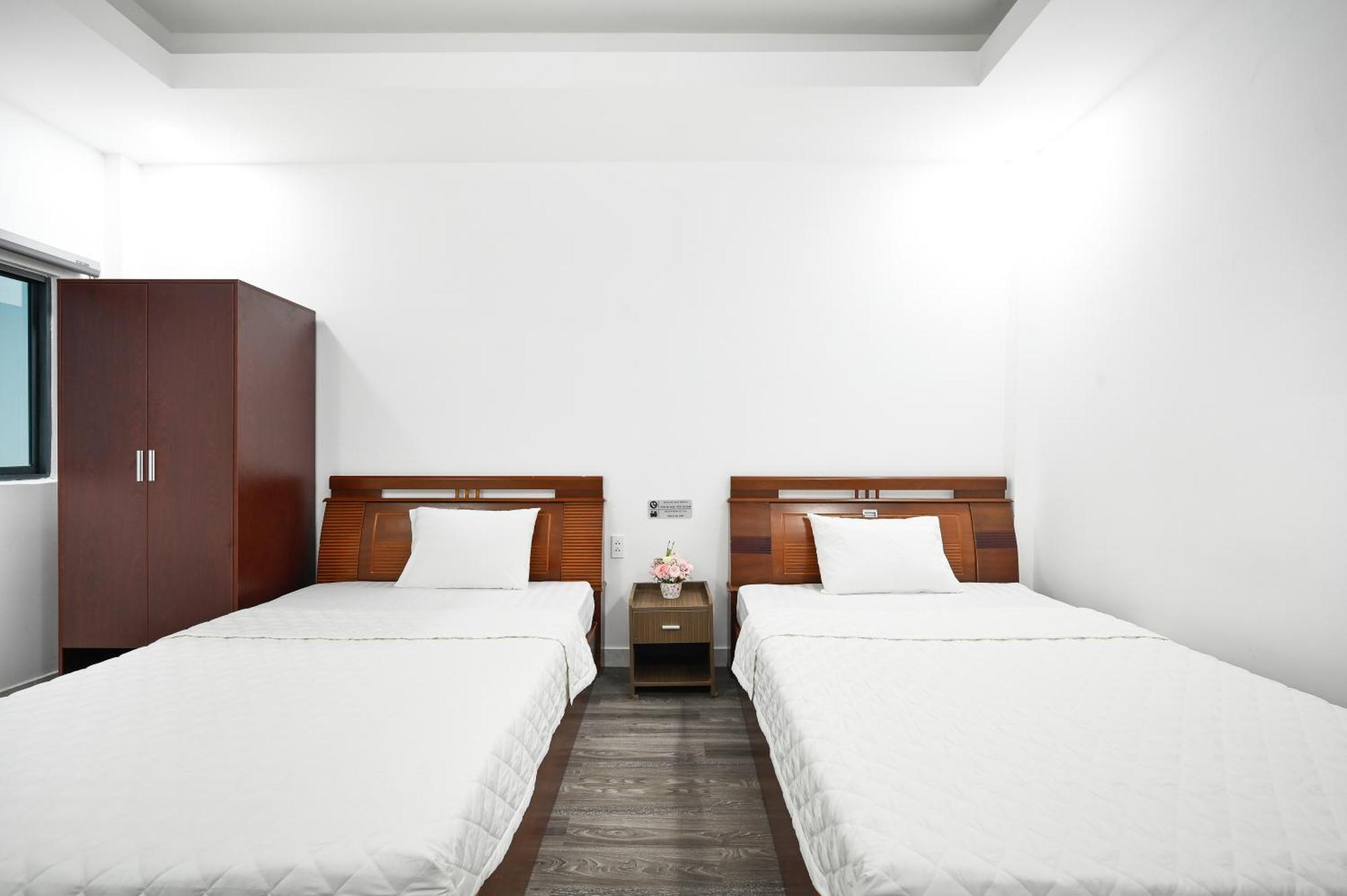 Yoko Airport Saigon Hotel 4*