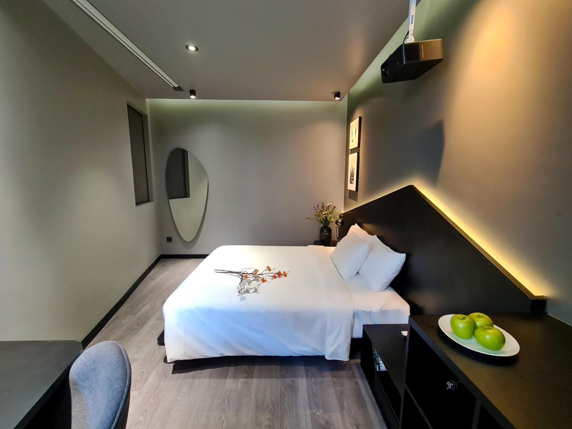 Kin Wander Tan Binh, The Mountain Aparthotel Ho Chi Minh City