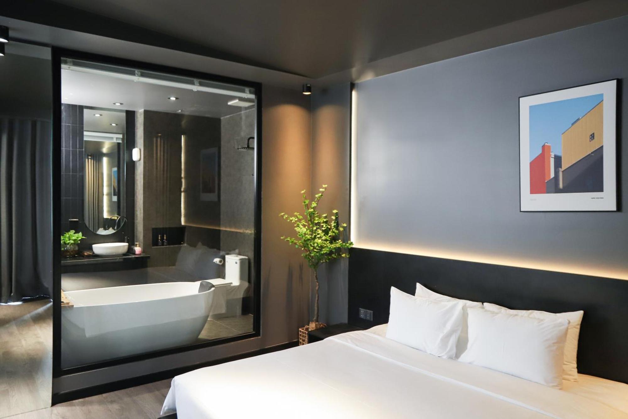 Kin Wander Tan Binh, The Mountain Aparthotel