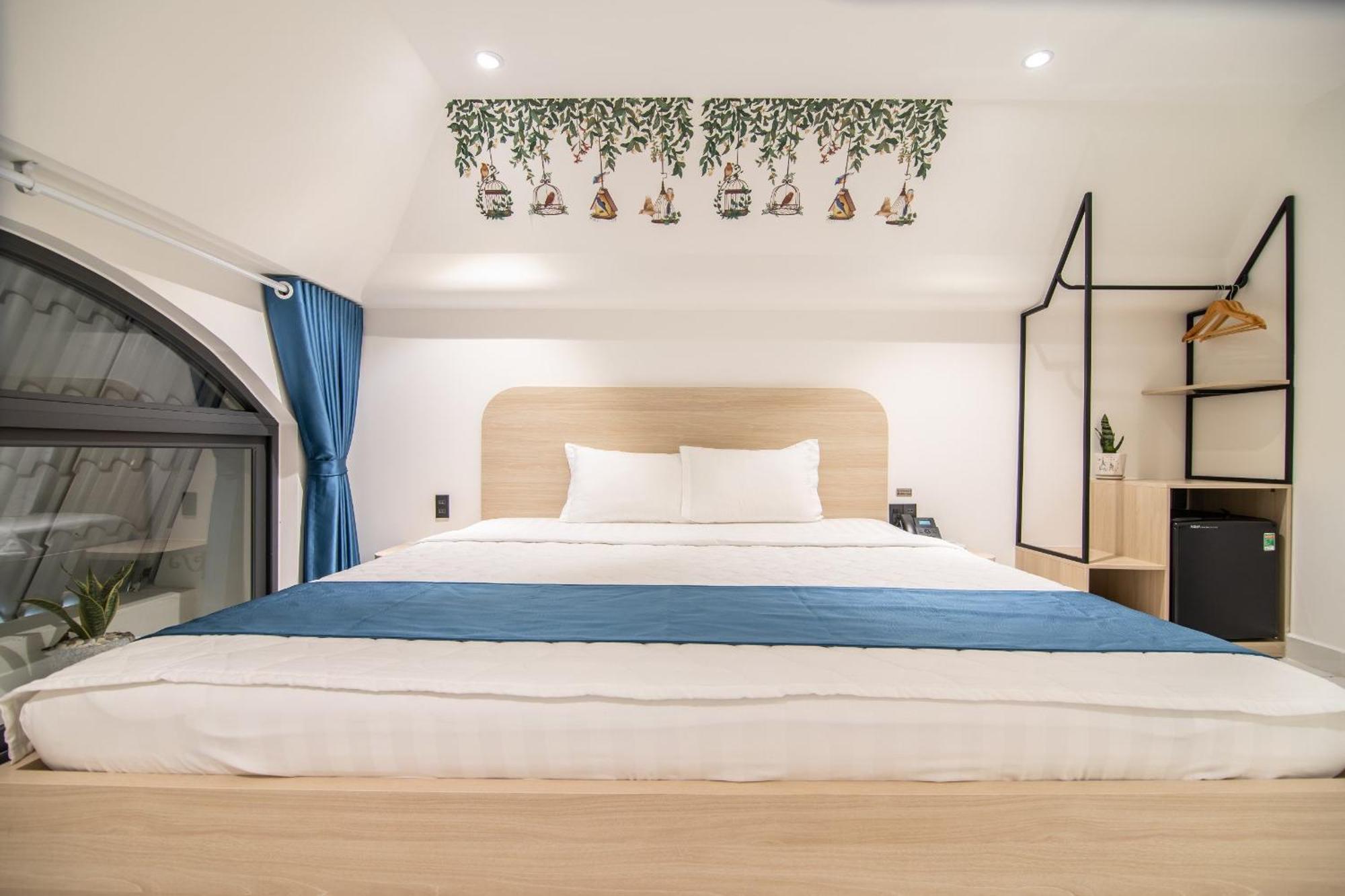 Hotel Bin Bin 11 Near Island Diamond Ho Chi Minh City