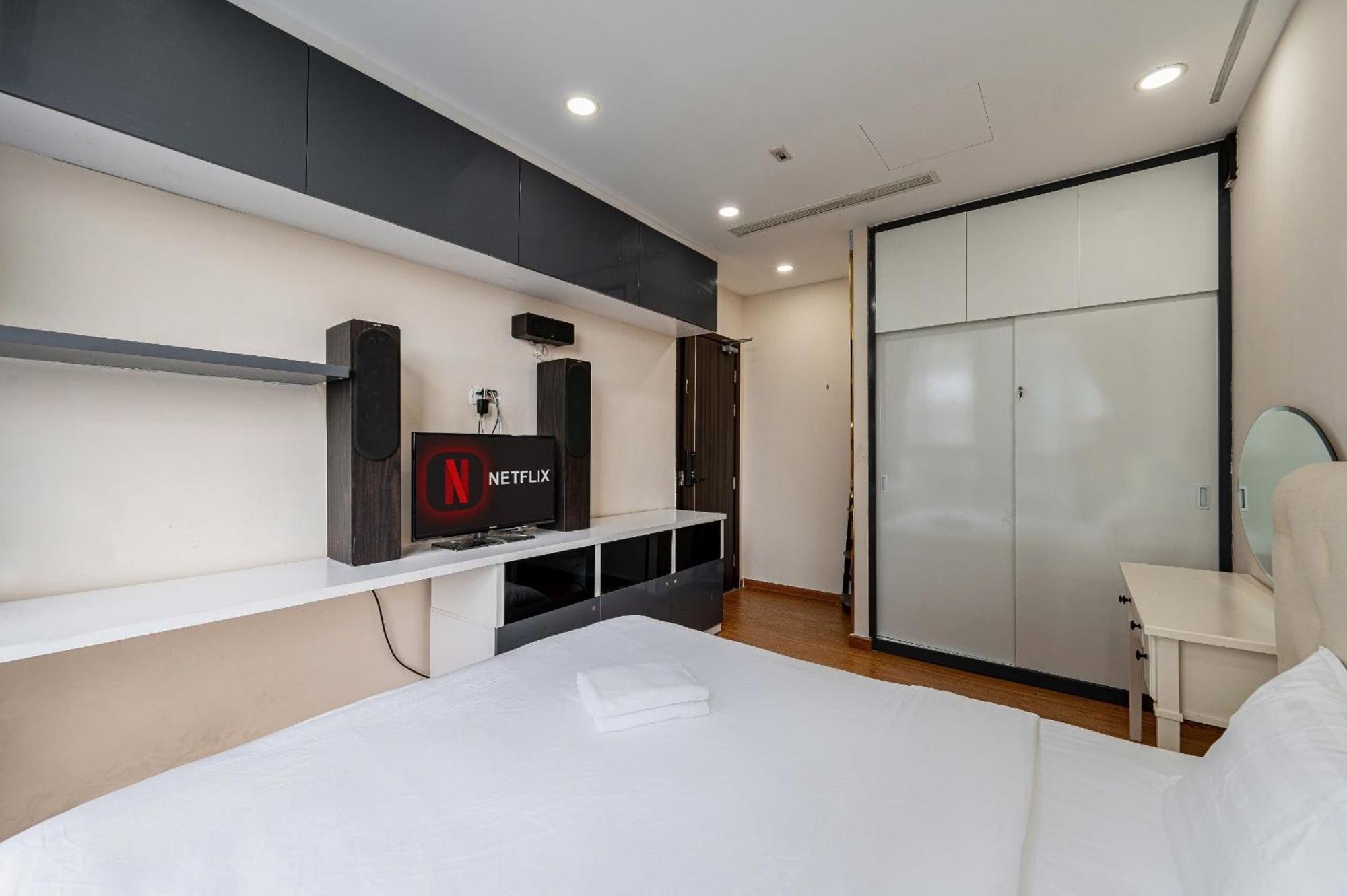 Apartment Luminous Landmark Ho Chi Minh City