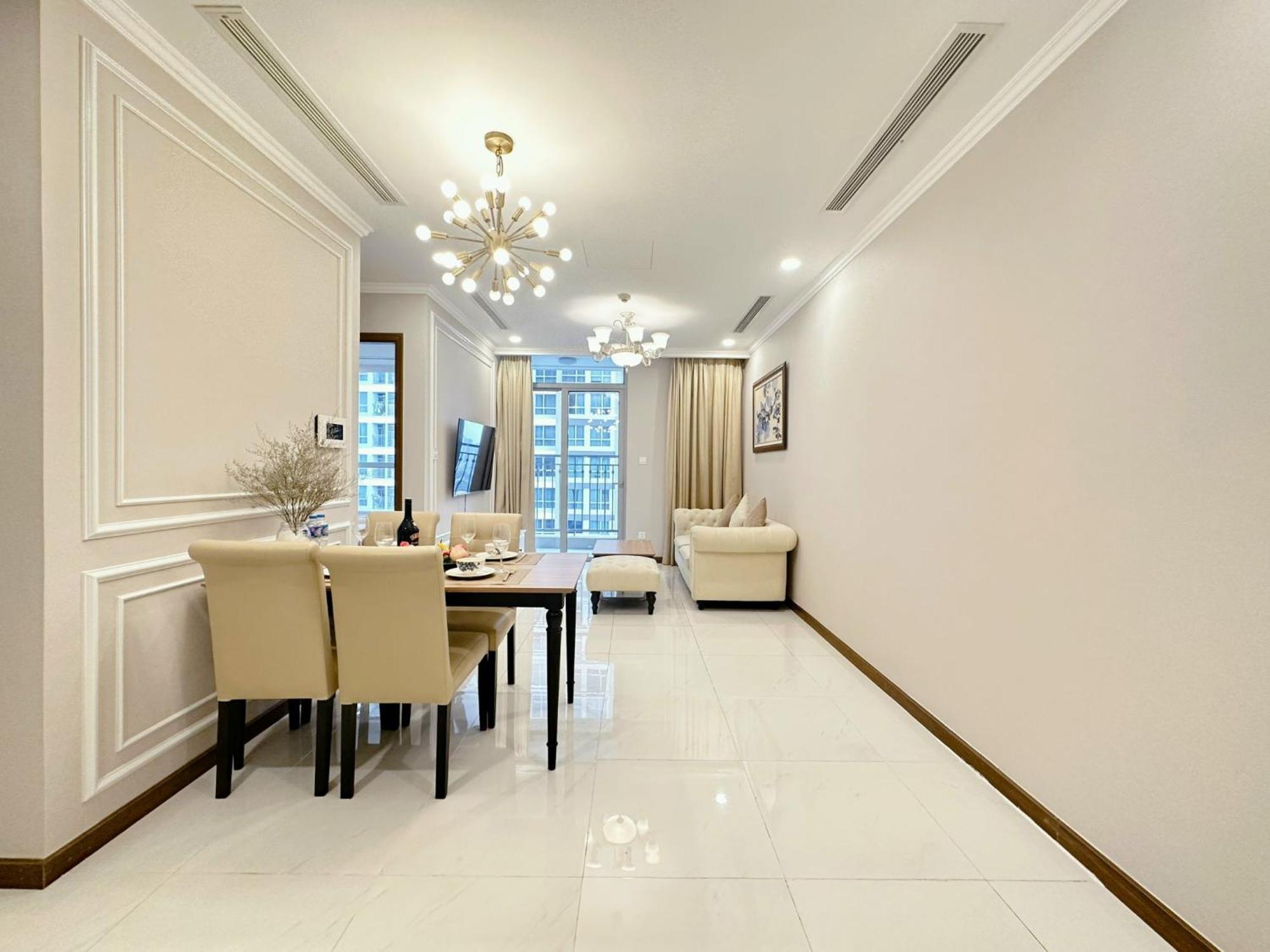 Luminous Landmark Apartment