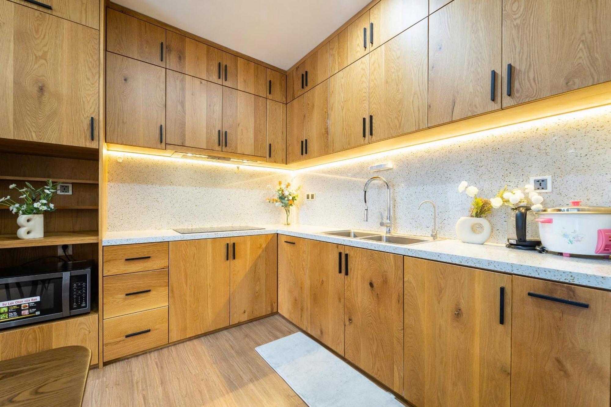 Luminous Landmark Apartment