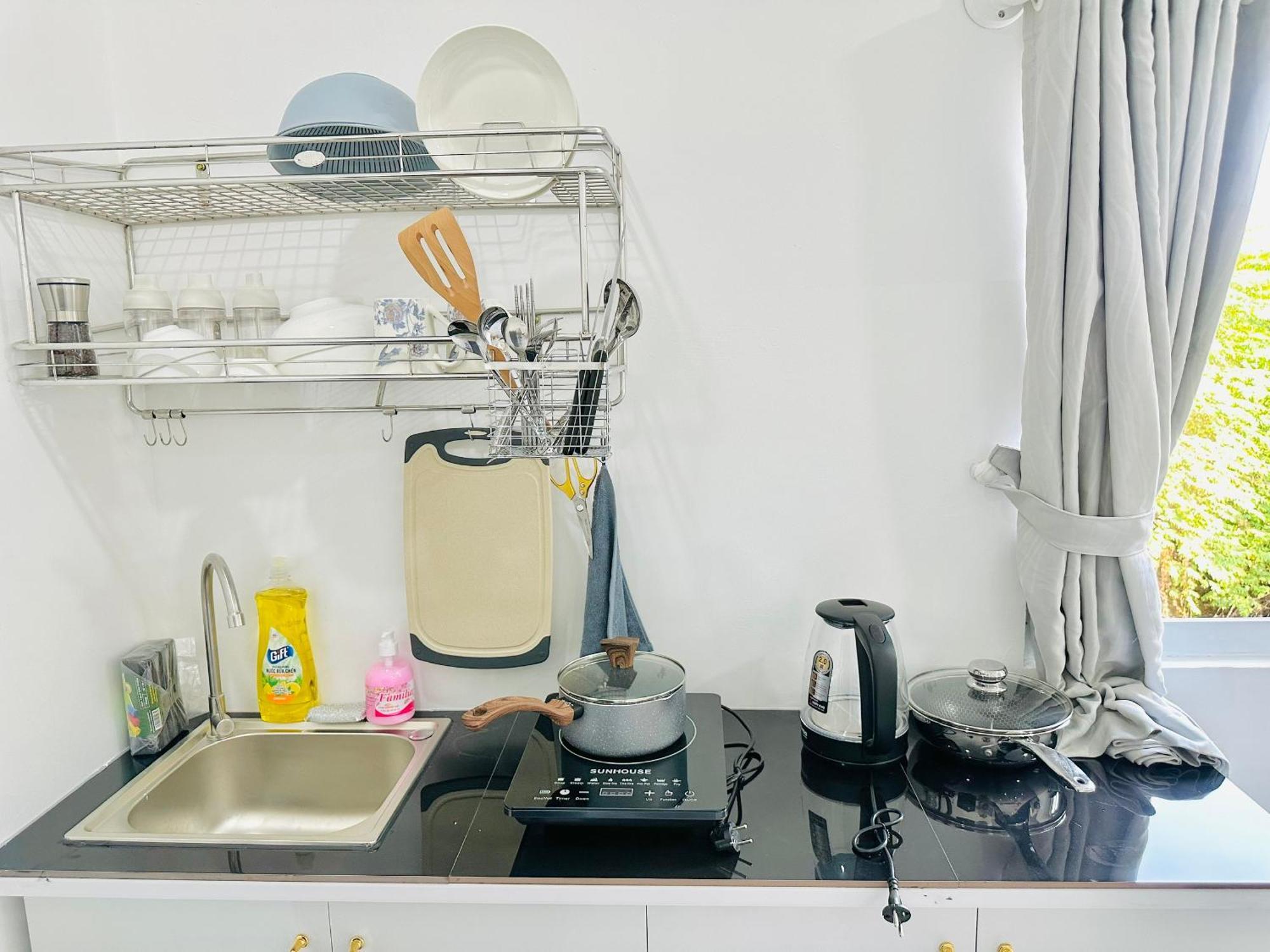 I Riverside 202b I Spacious With Kitchen Apartment