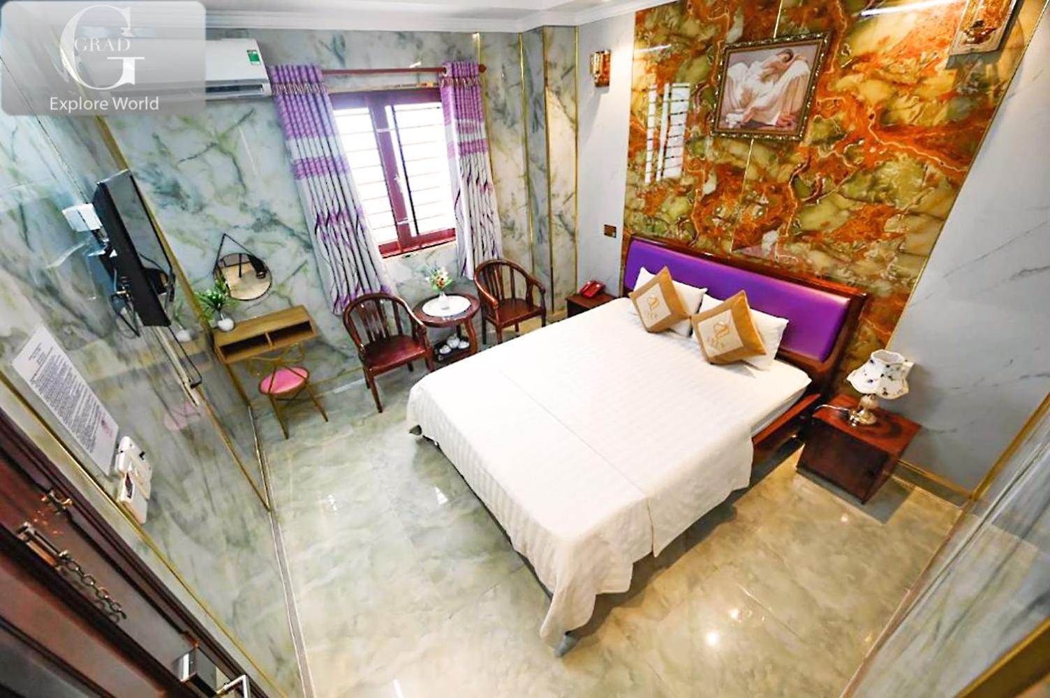 Grad Ly Ly - Q6 Ho Chi Minh City