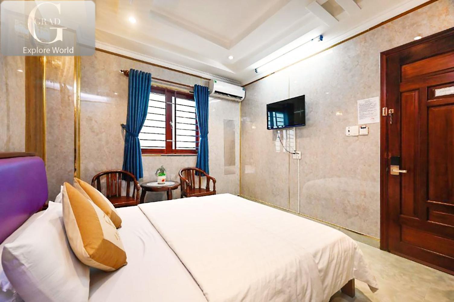 Grad Ly Ly - Q6 Ho Chi Minh City