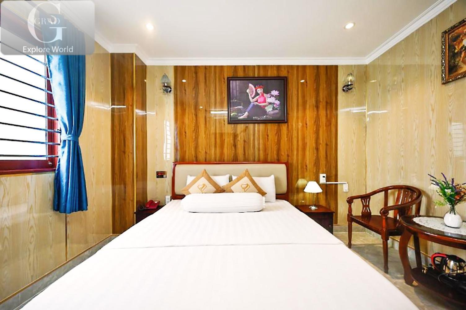 Grad Ly Ly - Q6 * Ho Chi Minh City