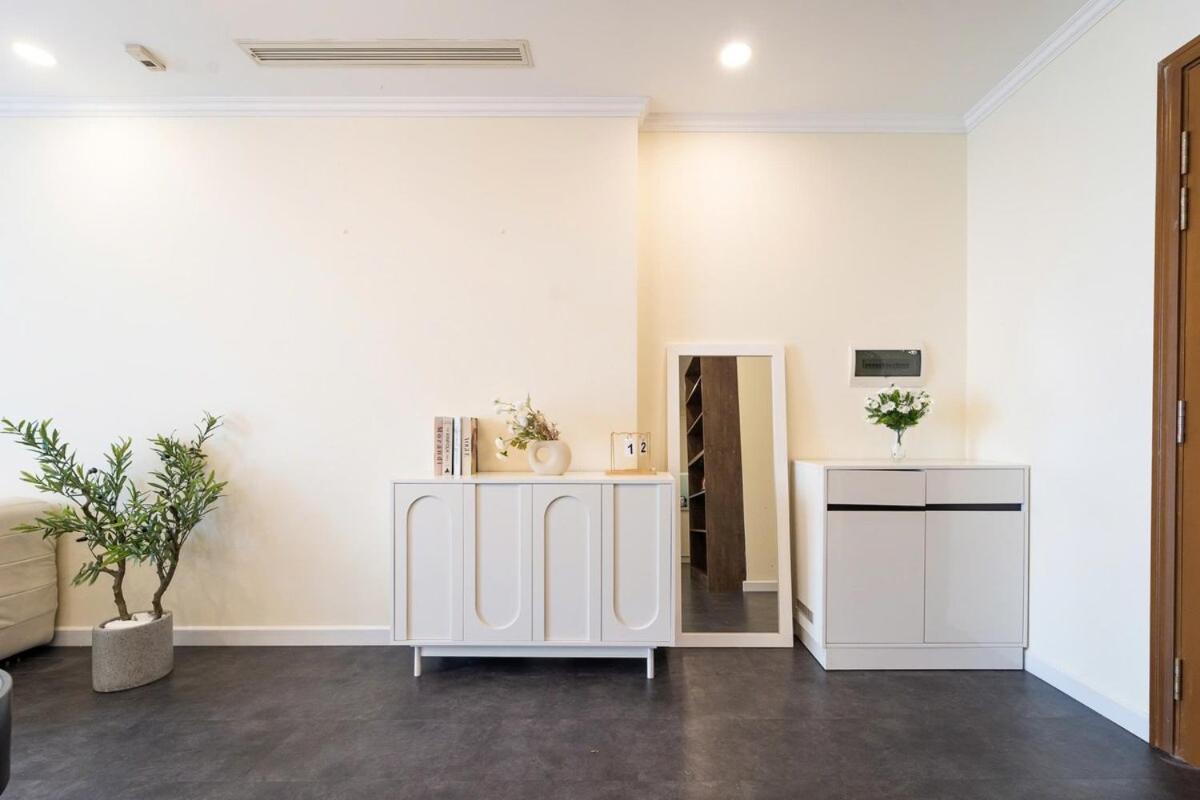 Apartment Vinhomes Landmark 1br Ho Chi Minh City