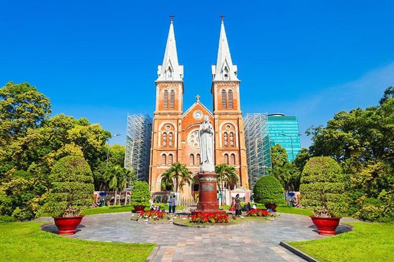 Chua Chuot Da Toi 18 * Bandar Ho Chi Minh