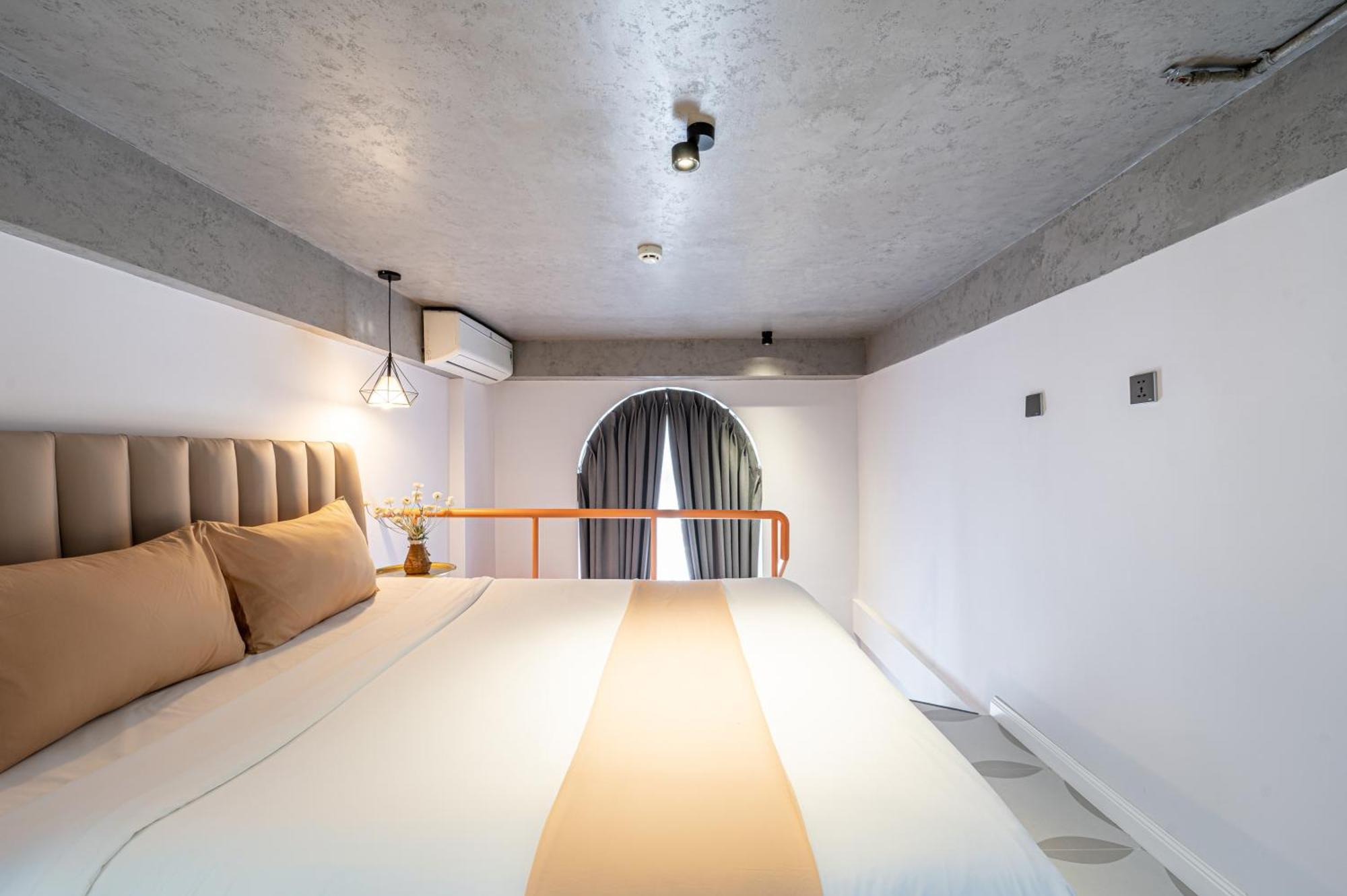 Cozrum Lux - Sonata Imperial Aparthotel Ho Chi Minh City